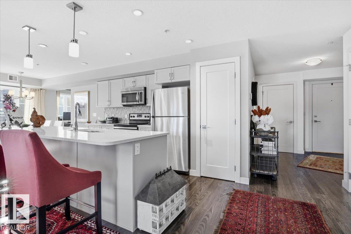 Photo 9 at 211 - 5029 Edgemont Boulevard NW, Edgemont, Edmonton