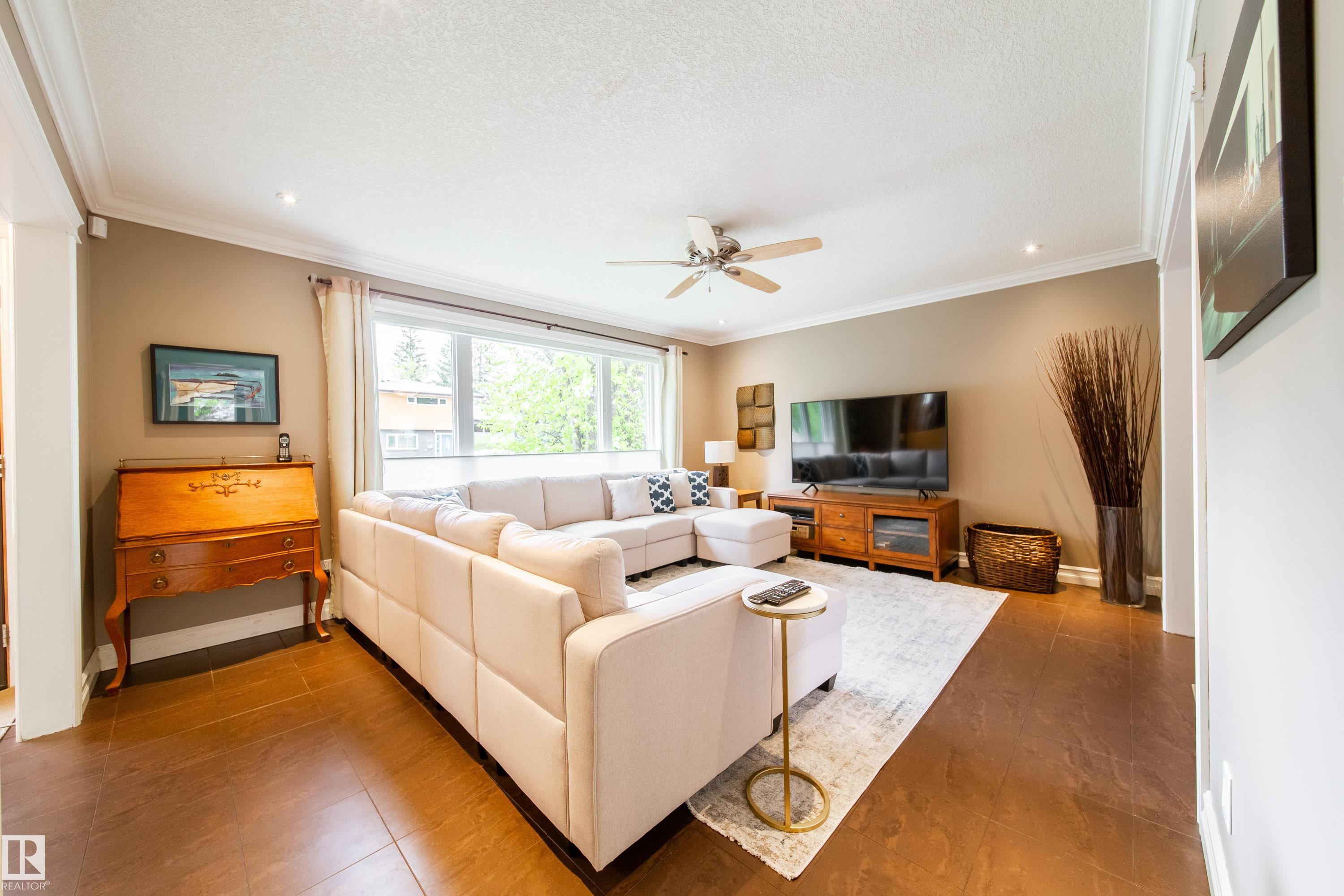 4128 125 Street NW, Aspen Gardens, Edmonton