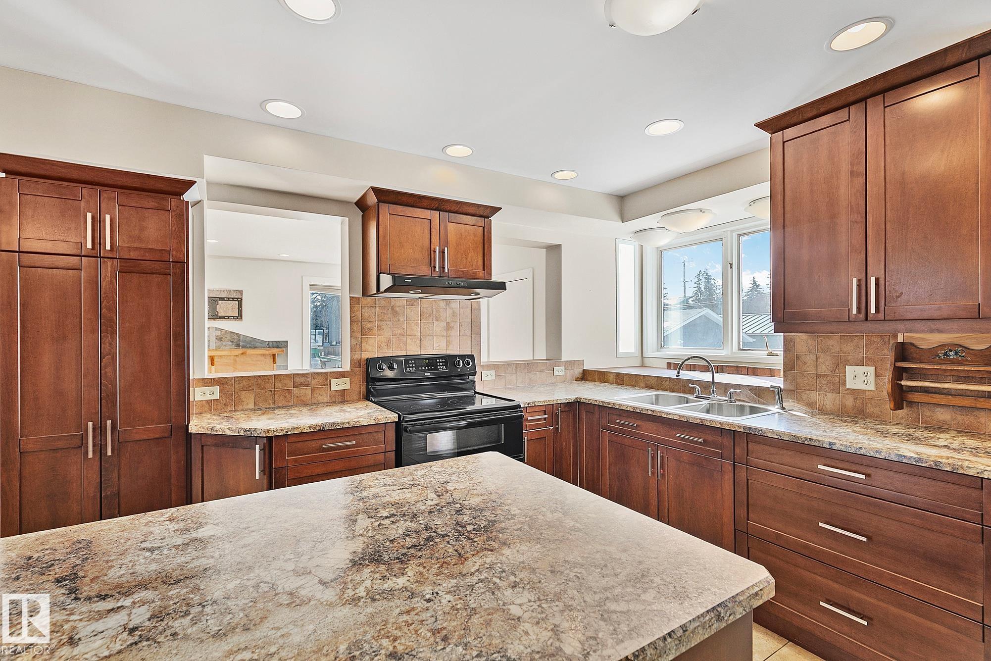 Photo 20 at 10823 130 Street NW, Westmount, Edmonton