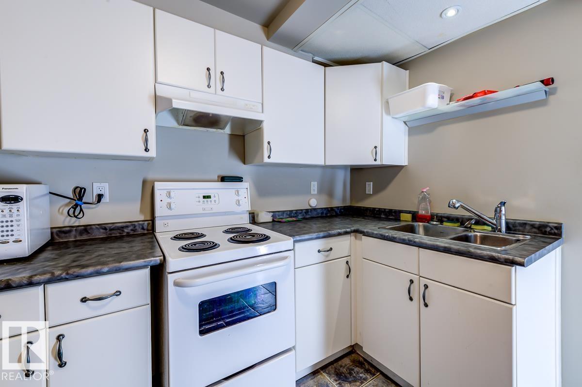 Photo 30 at 10950 73 Avenue NW, McKernan, Edmonton