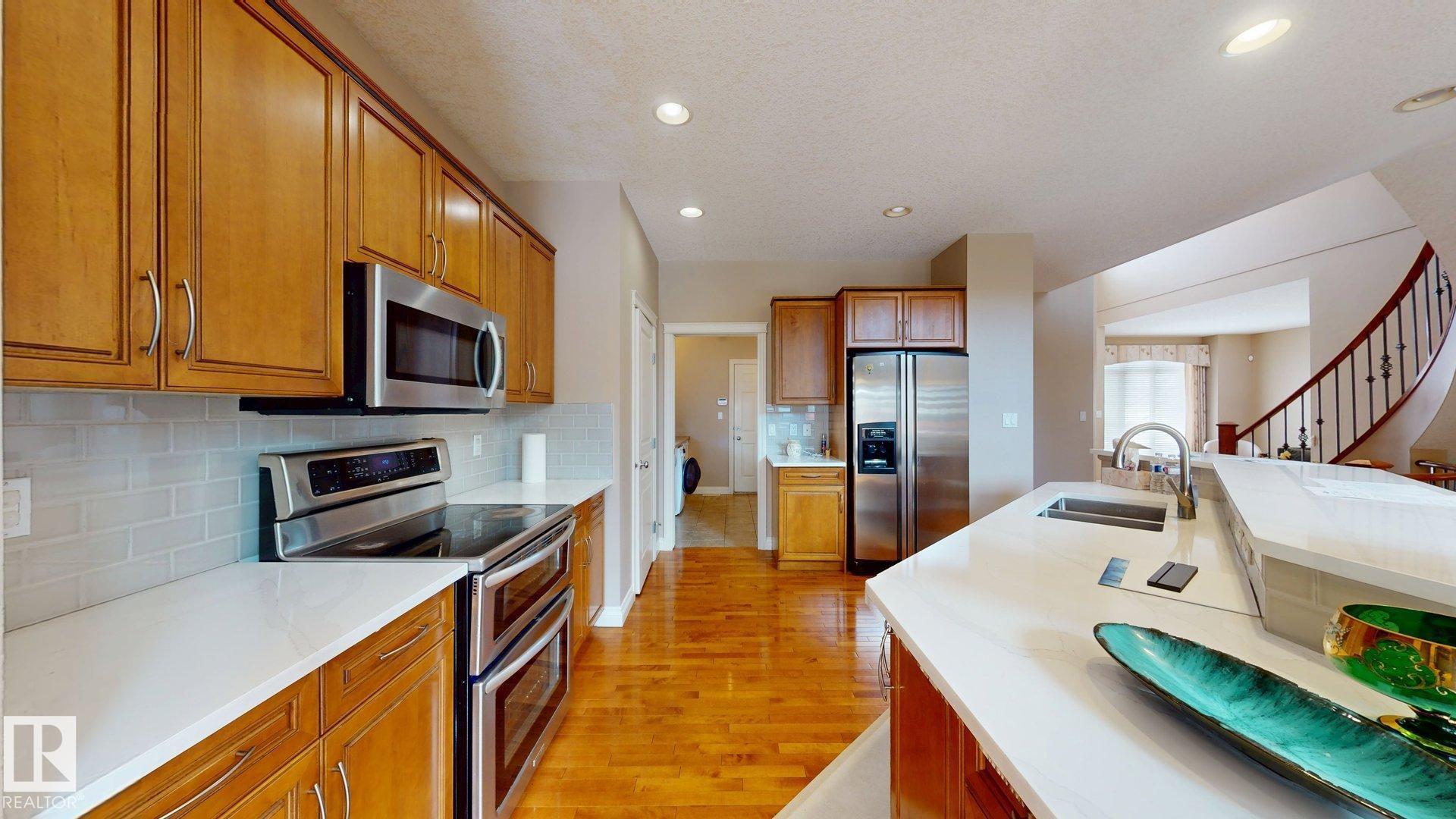 Photo 16 at 613 Todd Link NW, Terwillegar Towne, Edmonton