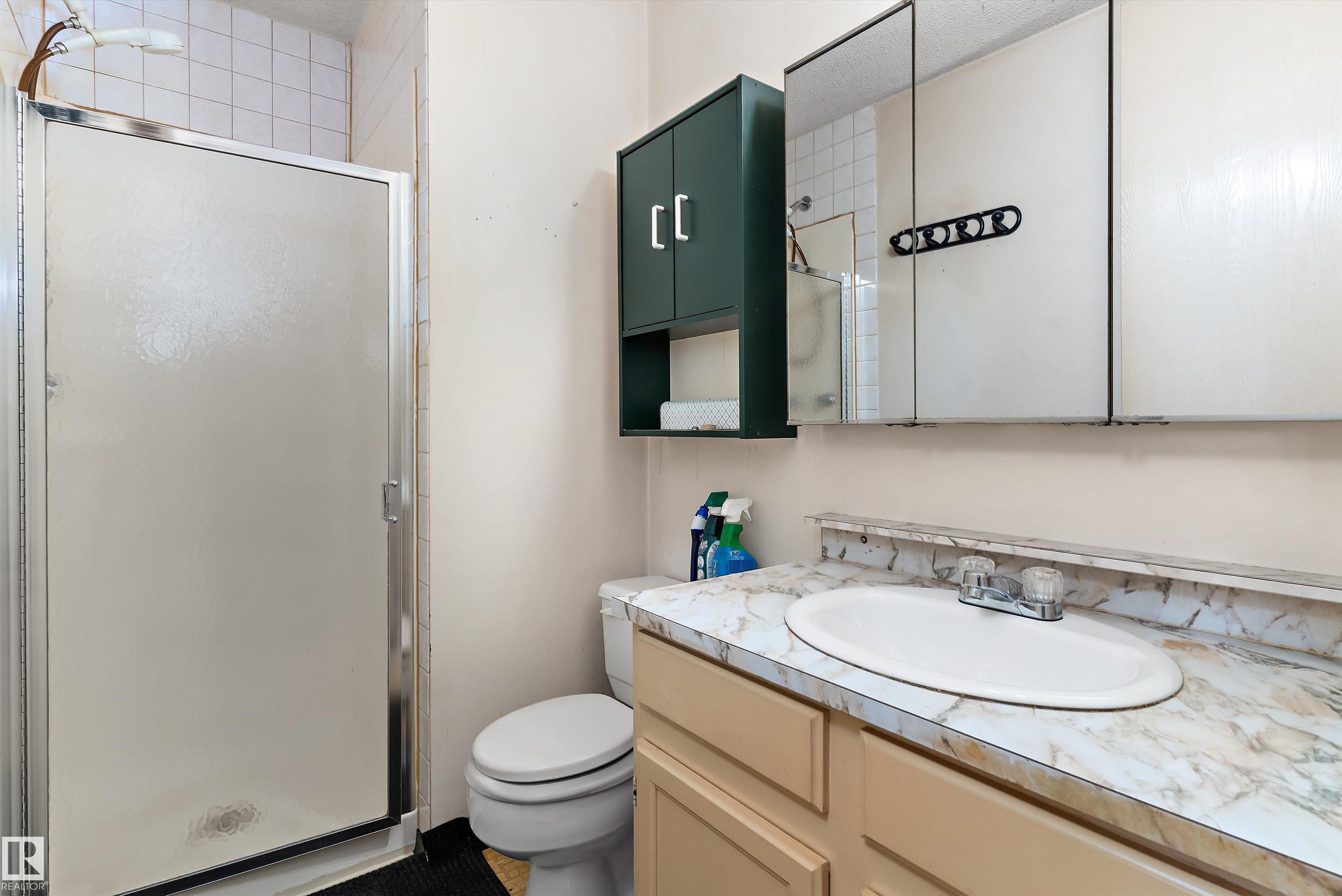 Photo 14 at 15120 20 Street NW, Fraser, Edmonton