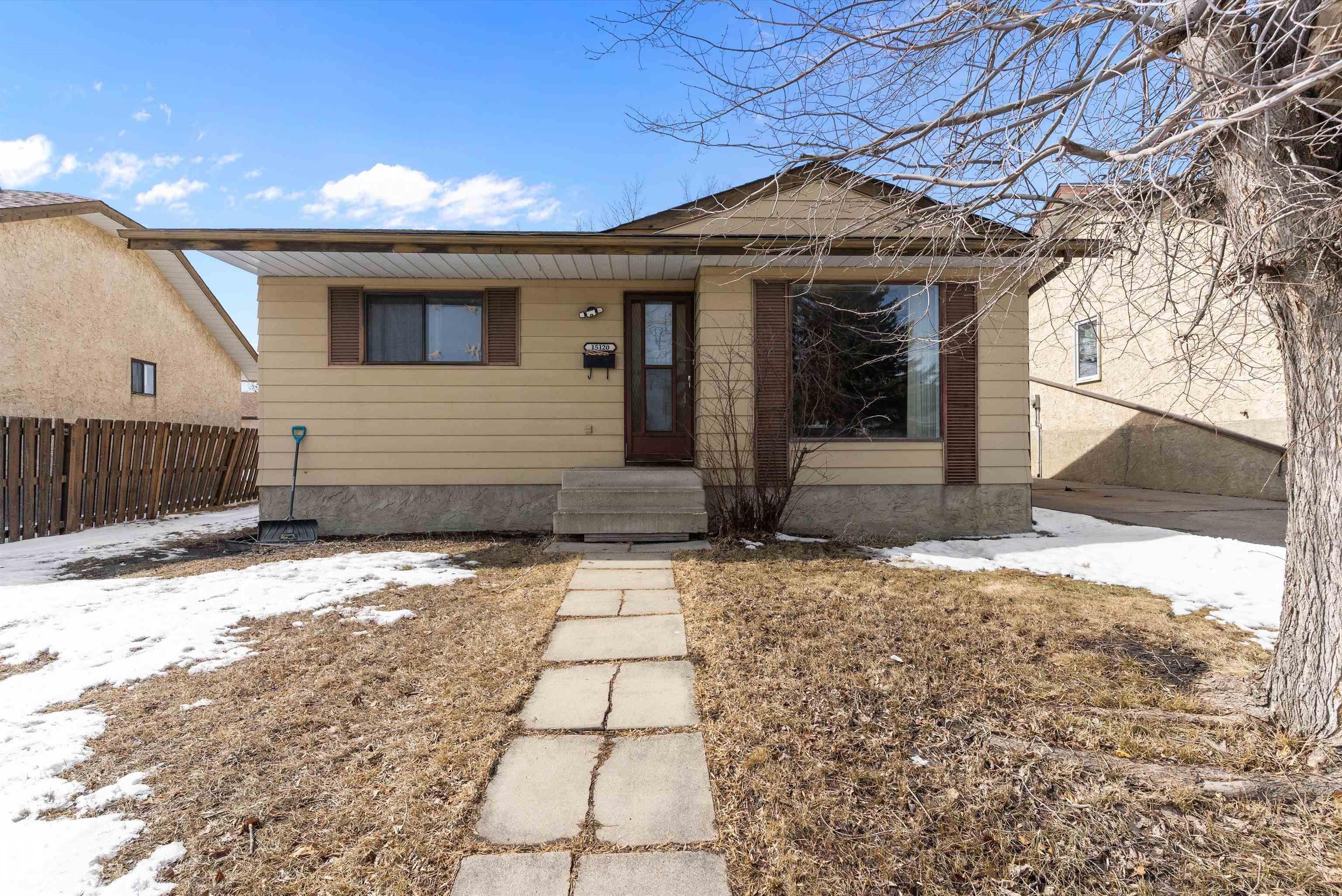 Photo 3 at 15120 20 Street NW, Fraser, Edmonton