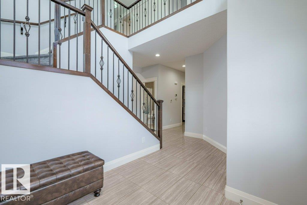 Photo 6 at 2212 22 Street NW, Laurel, Edmonton