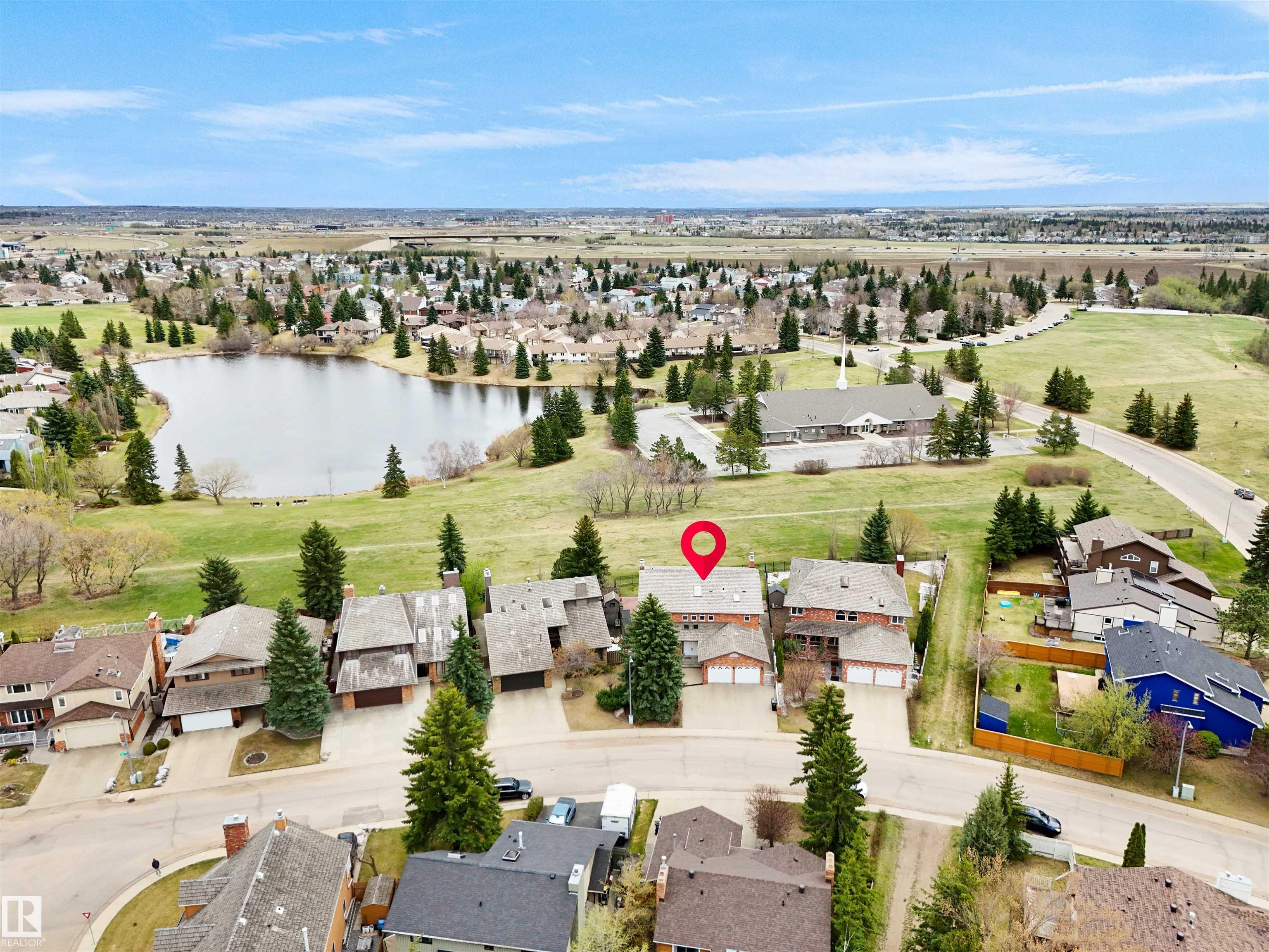 Photo 59 at 10815 Bearspaw Dr E NW, Bearspaw, Edmonton