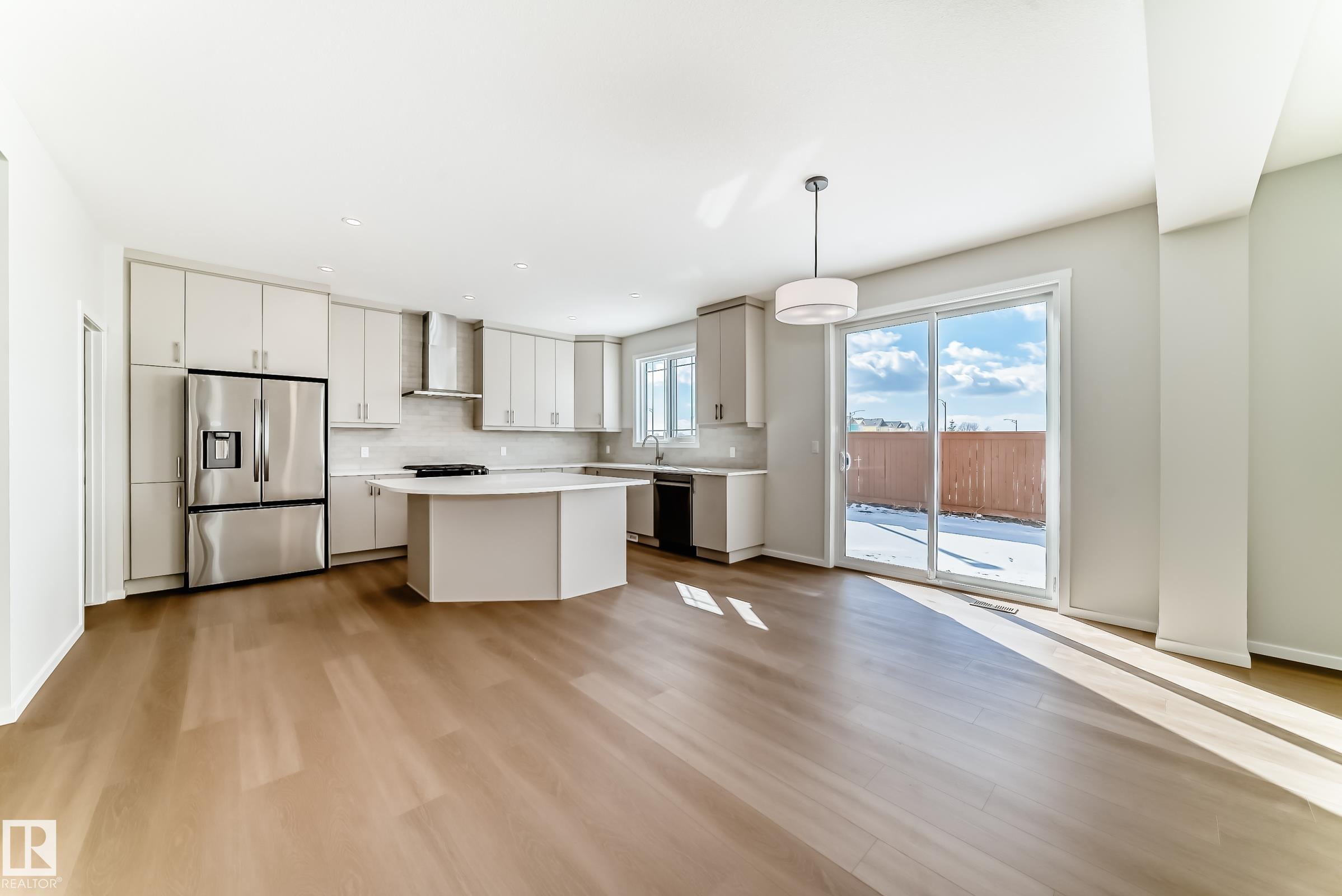 Photo 22 at 1516 206 Street NW, Stillwater, Edmonton