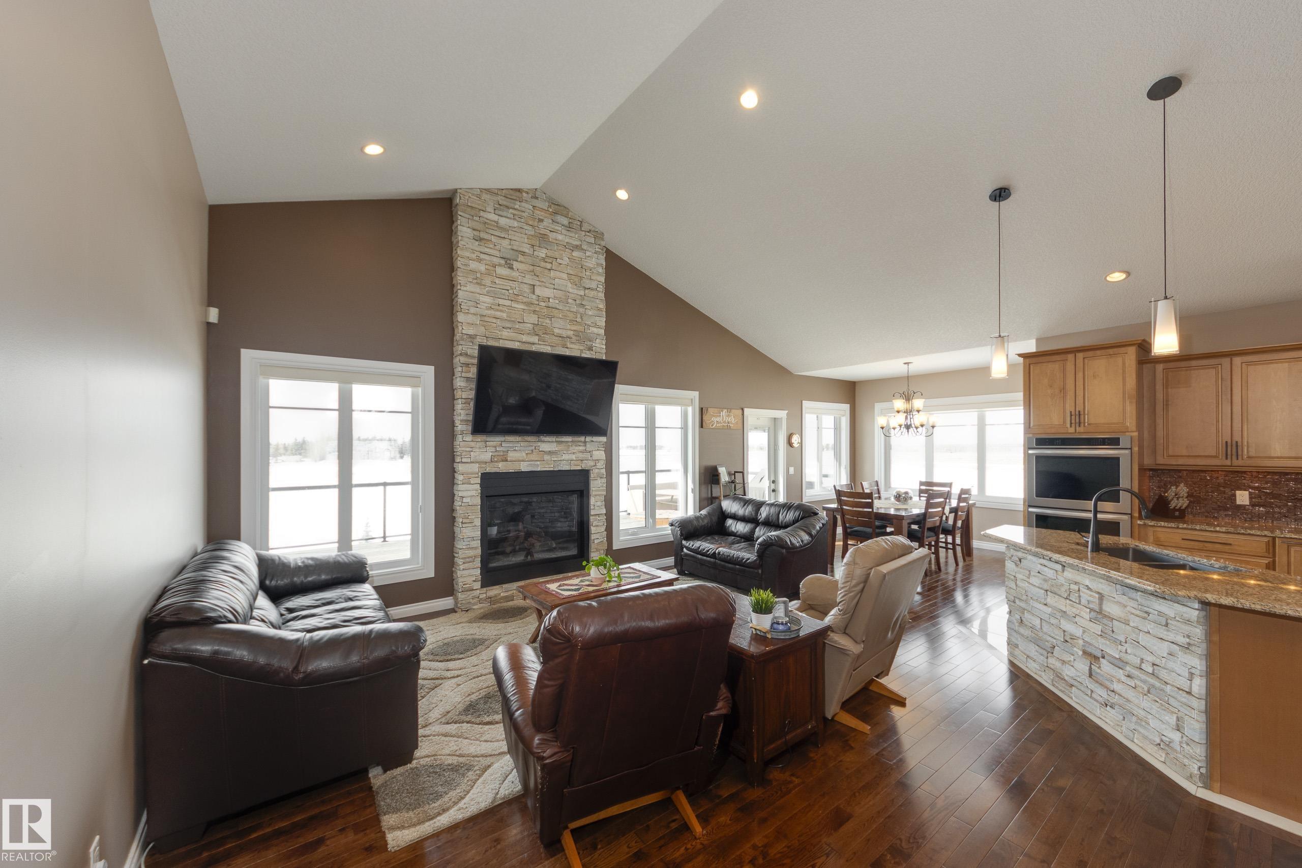 Photo 8 at 209 - 26023 Twp Road 544, Northern Lights Estates, Rural Sturgeon County