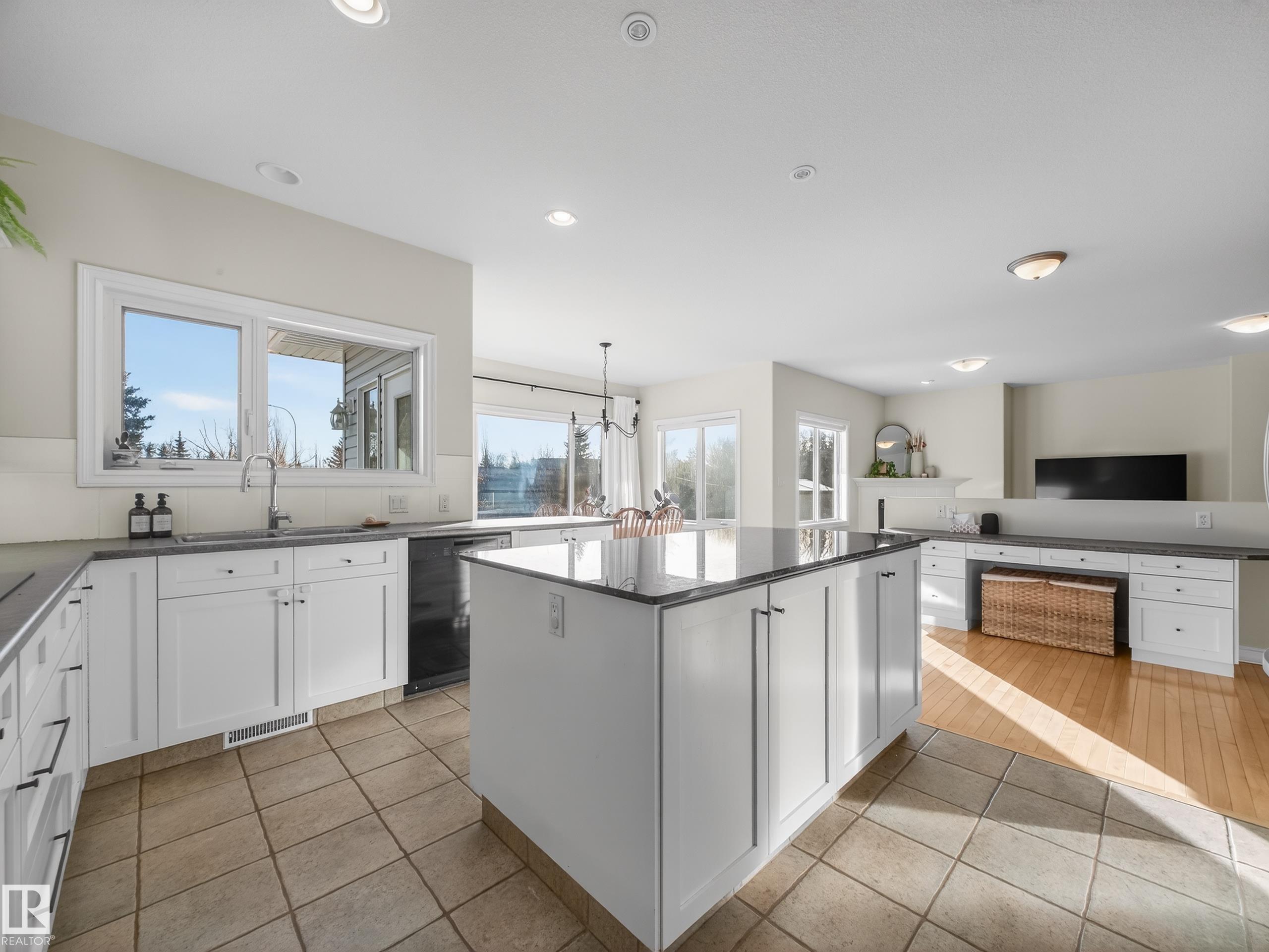 Photo 12 at 30 Nottingham Bay, Nottingham, Sherwood Park