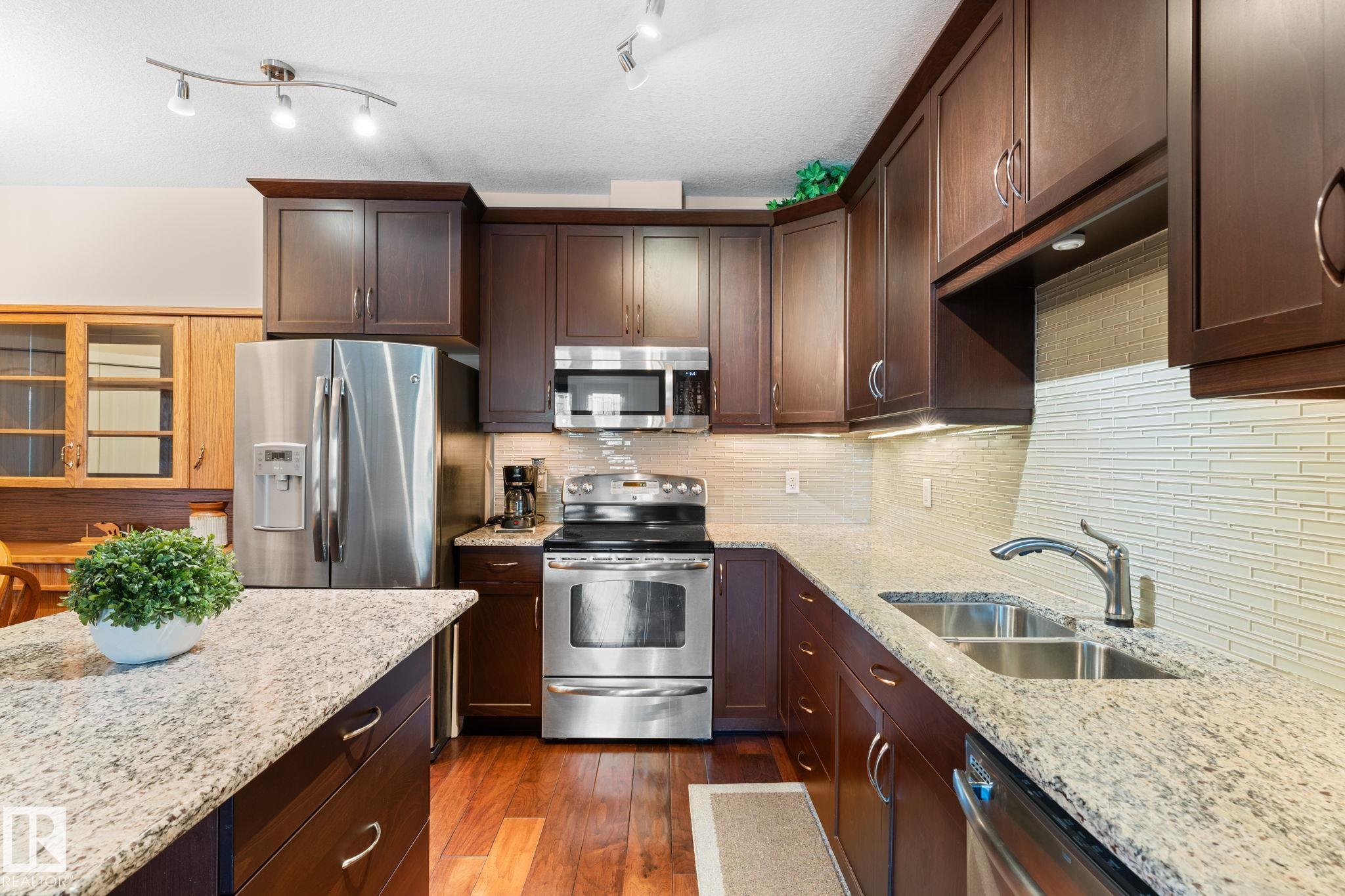 Photo 9 at 251 - 6079 Maynard Way NW, MacTaggart, Edmonton