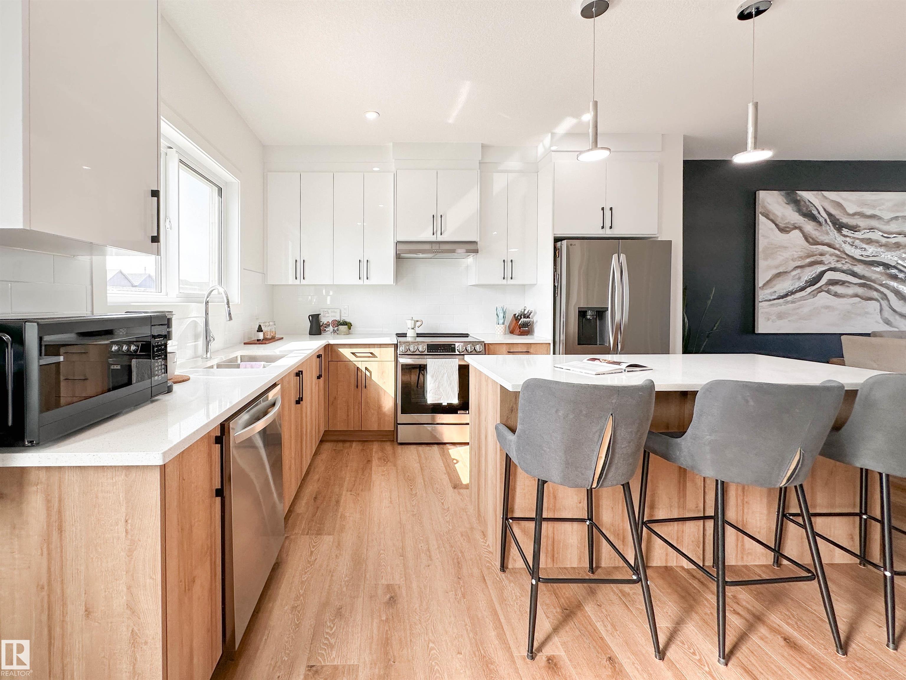 Photo 16 at 3 - 10 Devon Close, Deer Ridge, St. Albert