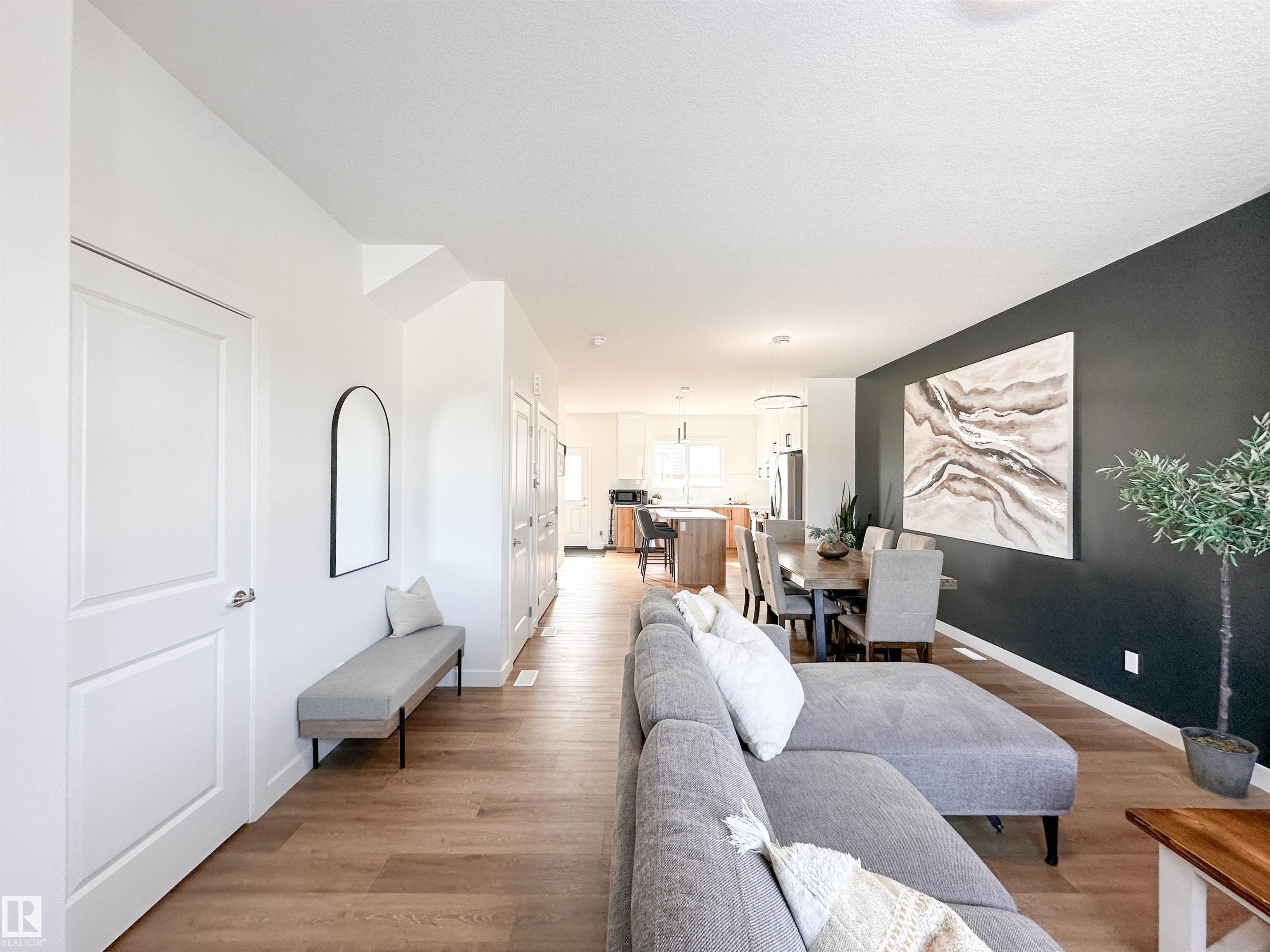 3 - 10 Devon Close, Deer Ridge, St. Albert