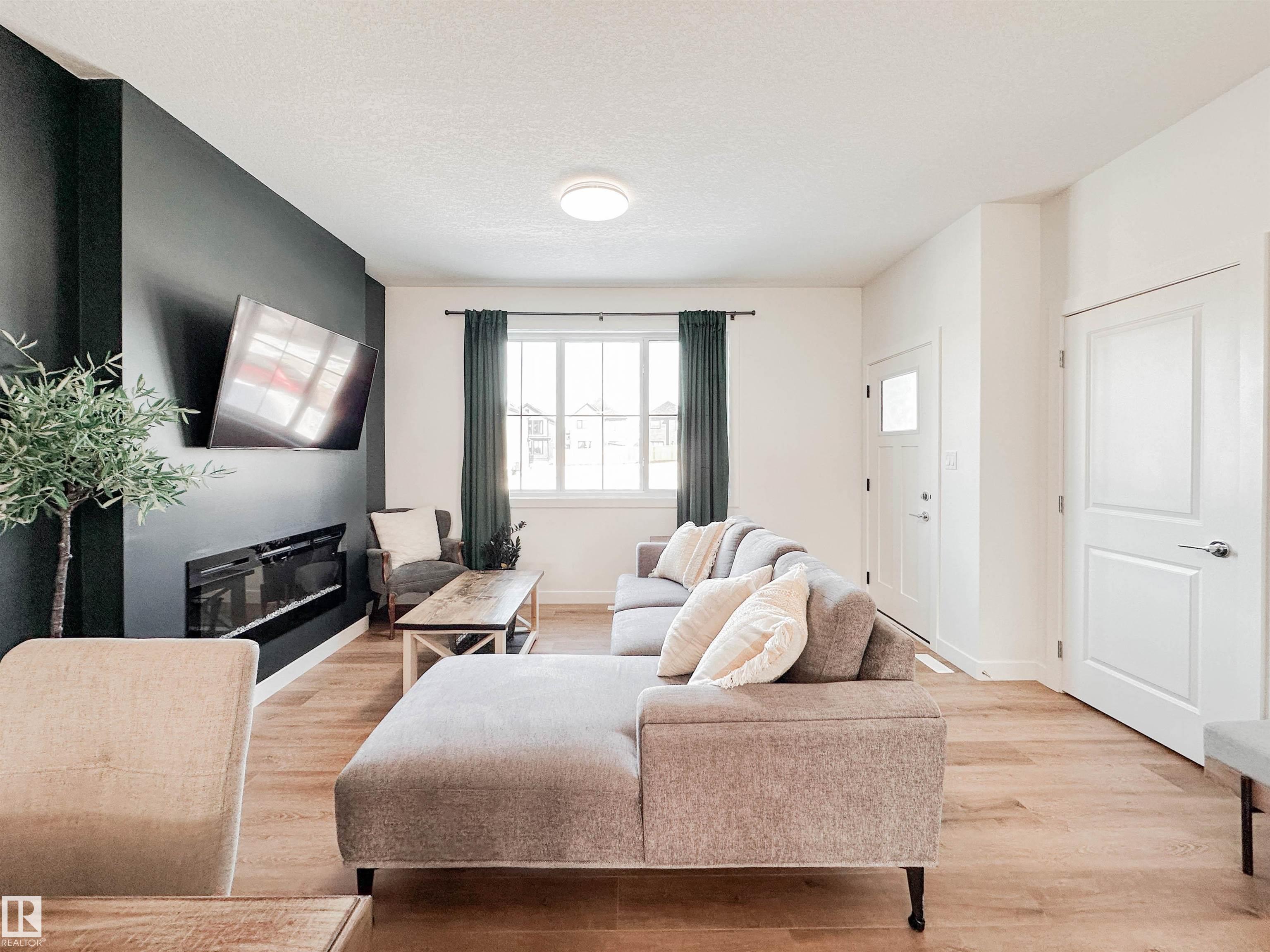 Photo 6 at 3 - 10 Devon Close, Deer Ridge, St. Albert