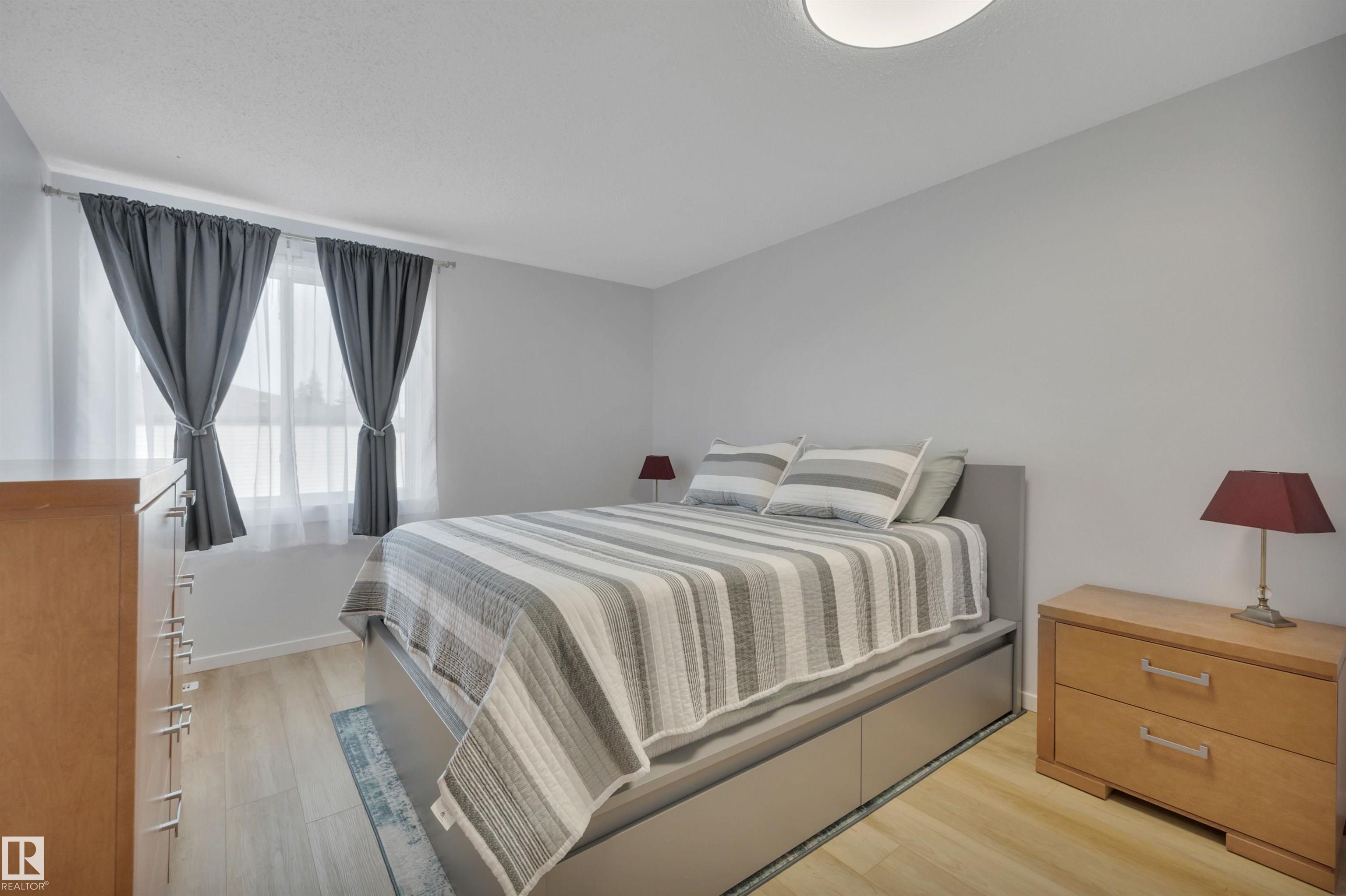 Photo 21 at 585 Knottwood Road W NW, Satoo, Edmonton