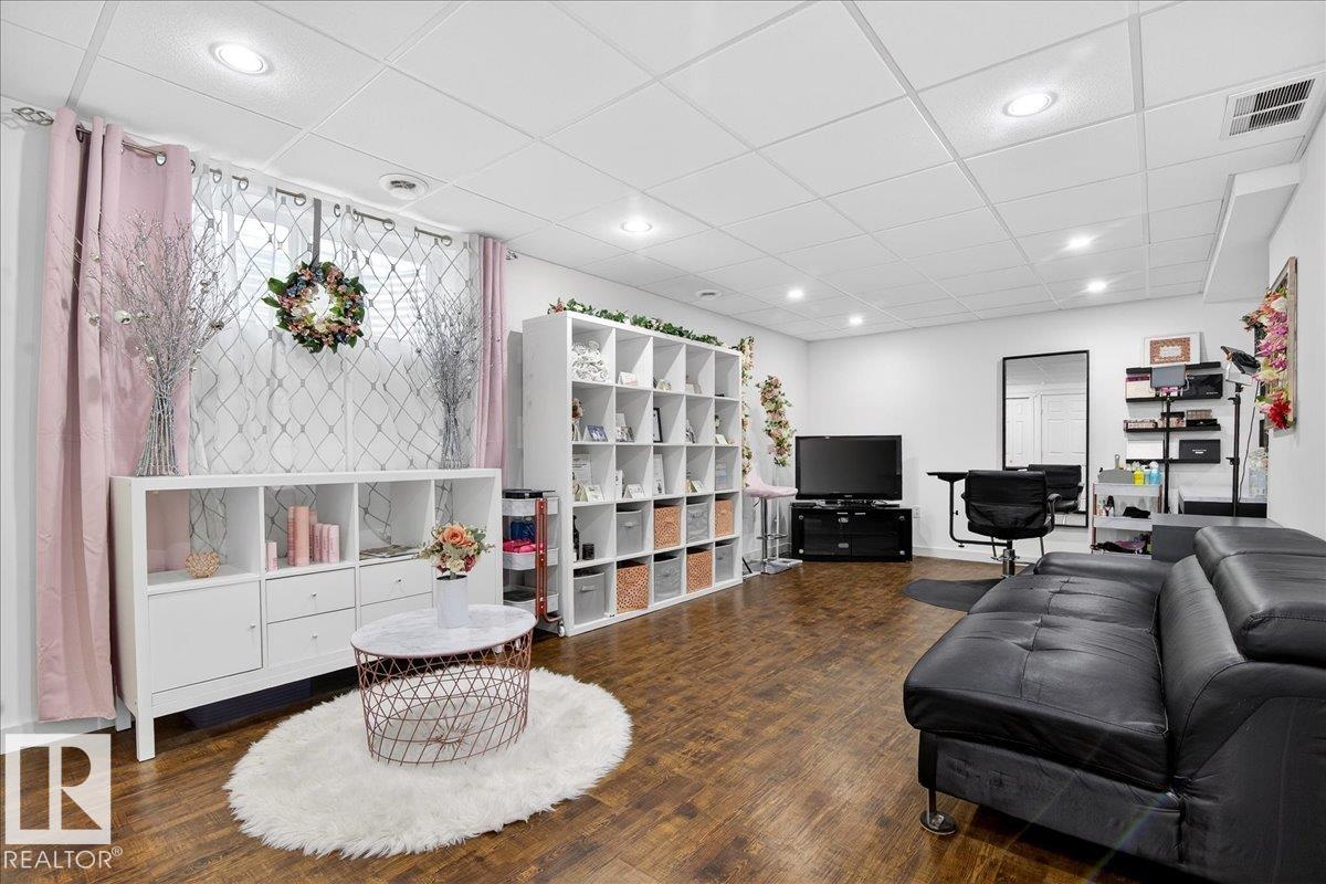 Photo 27 at 6072 Stanton Drive SW, Summerside, Edmonton