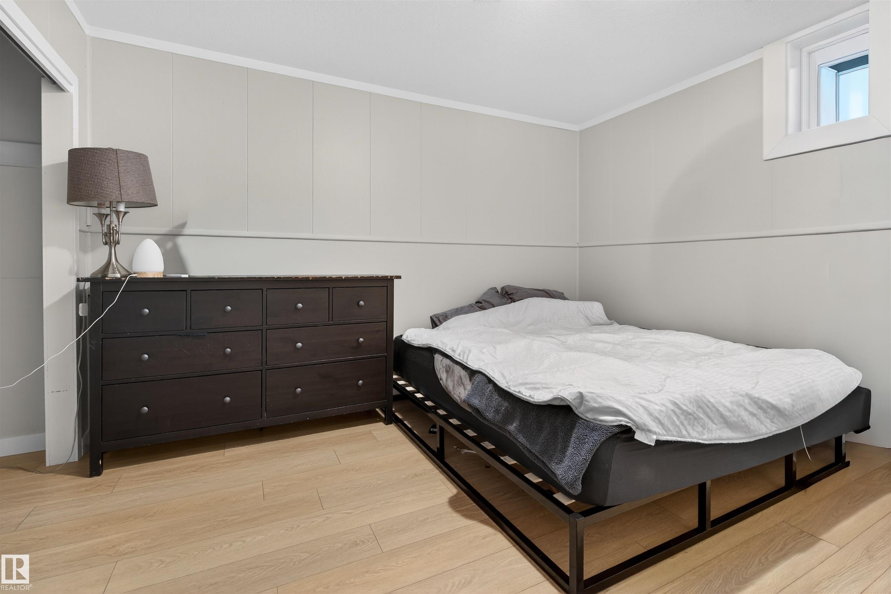 Photo 16 at 16 Mural Crescent, Mission, St. Albert