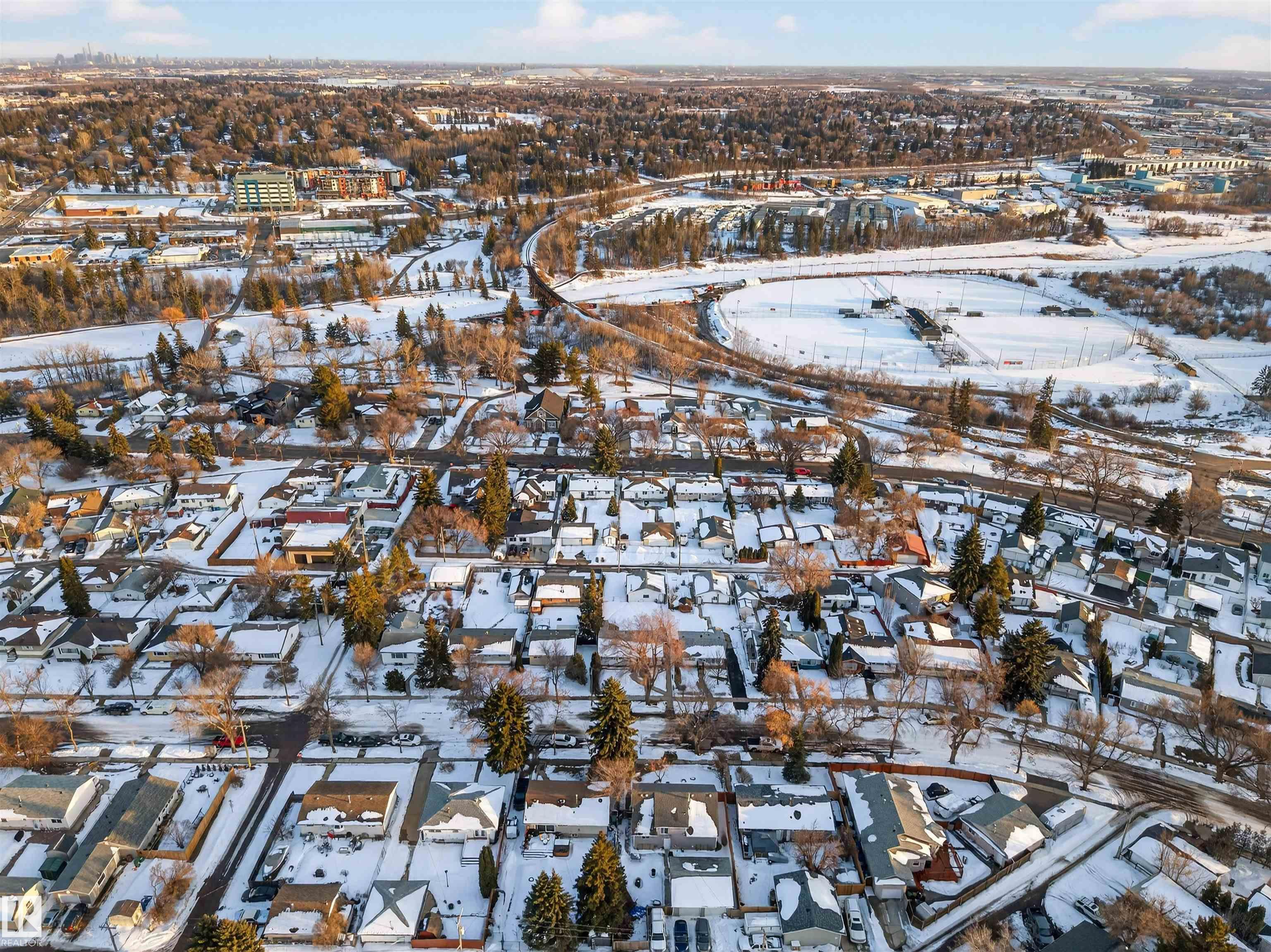 Photo 24 at 16 Mural Crescent, Mission, St. Albert