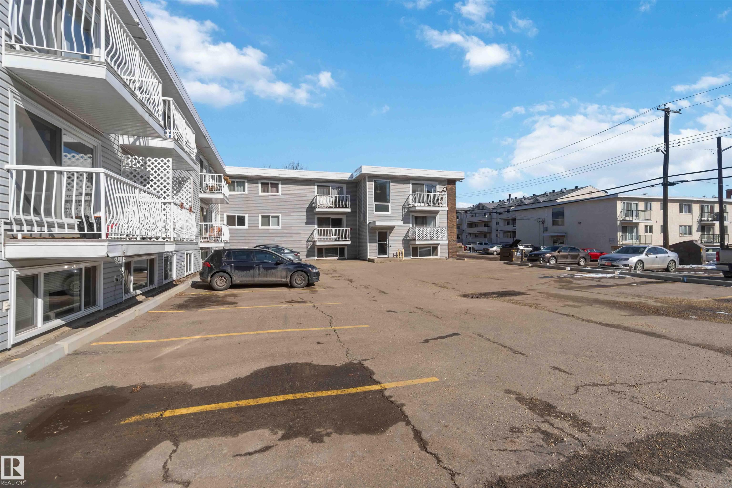 Photo 28 at 111 - 10225 117 Street NW, Wîhkwêntôwin, Edmonton