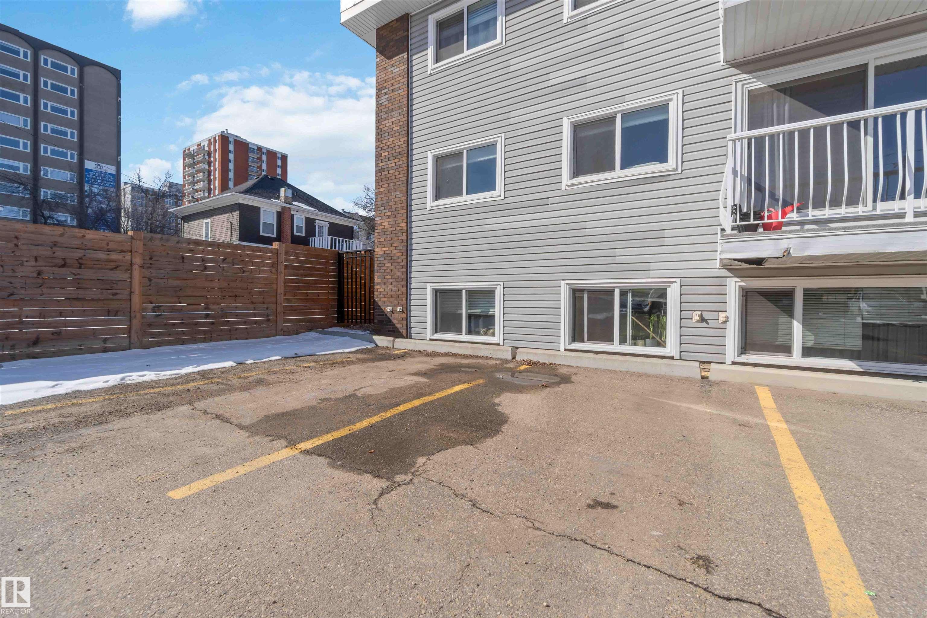 Photo 29 at 111 - 10225 117 Street NW, Wîhkwêntôwin, Edmonton