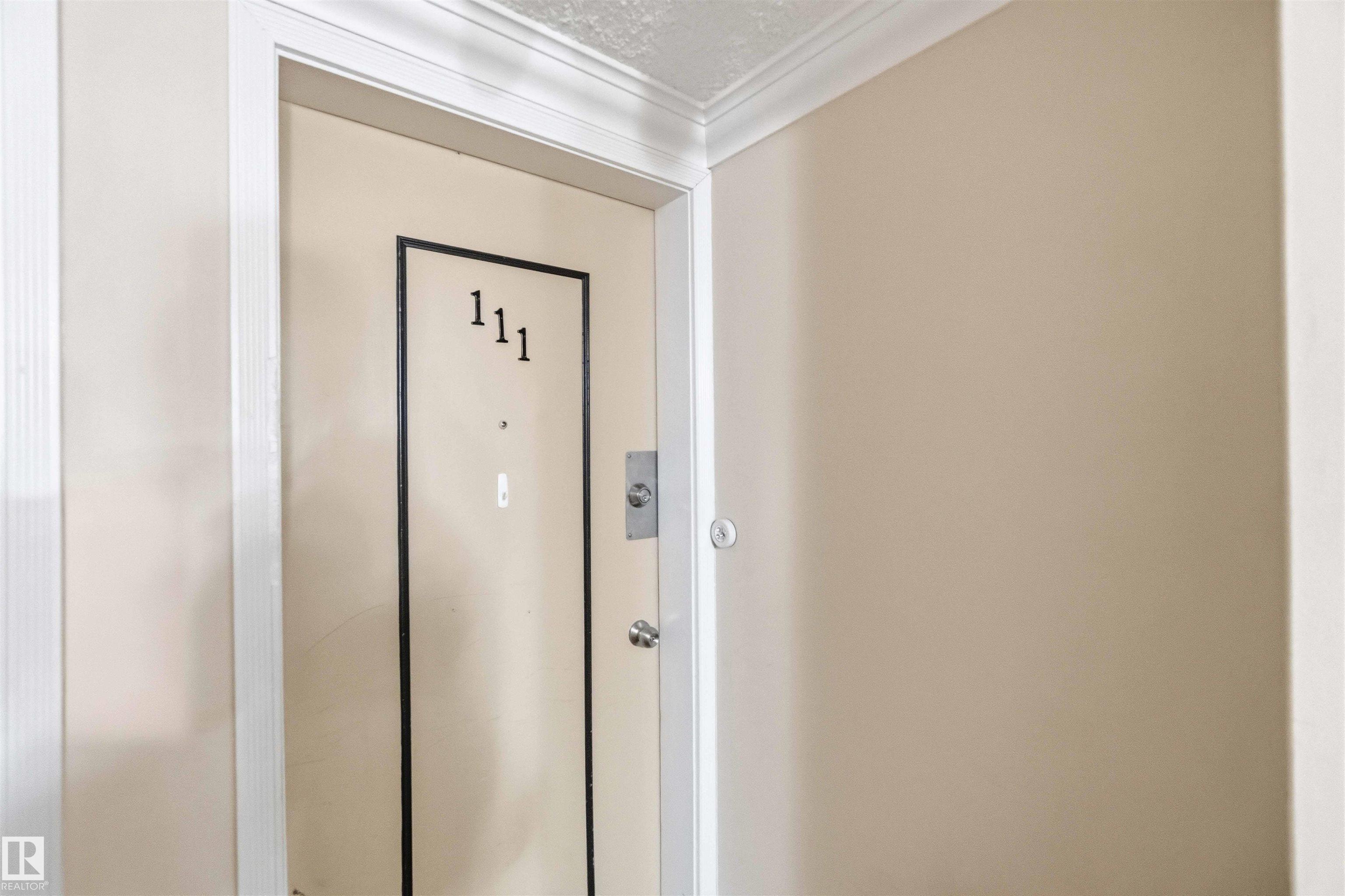 111 - 10225 117 Street NW, Wîhkwêntôwin, Edmonton