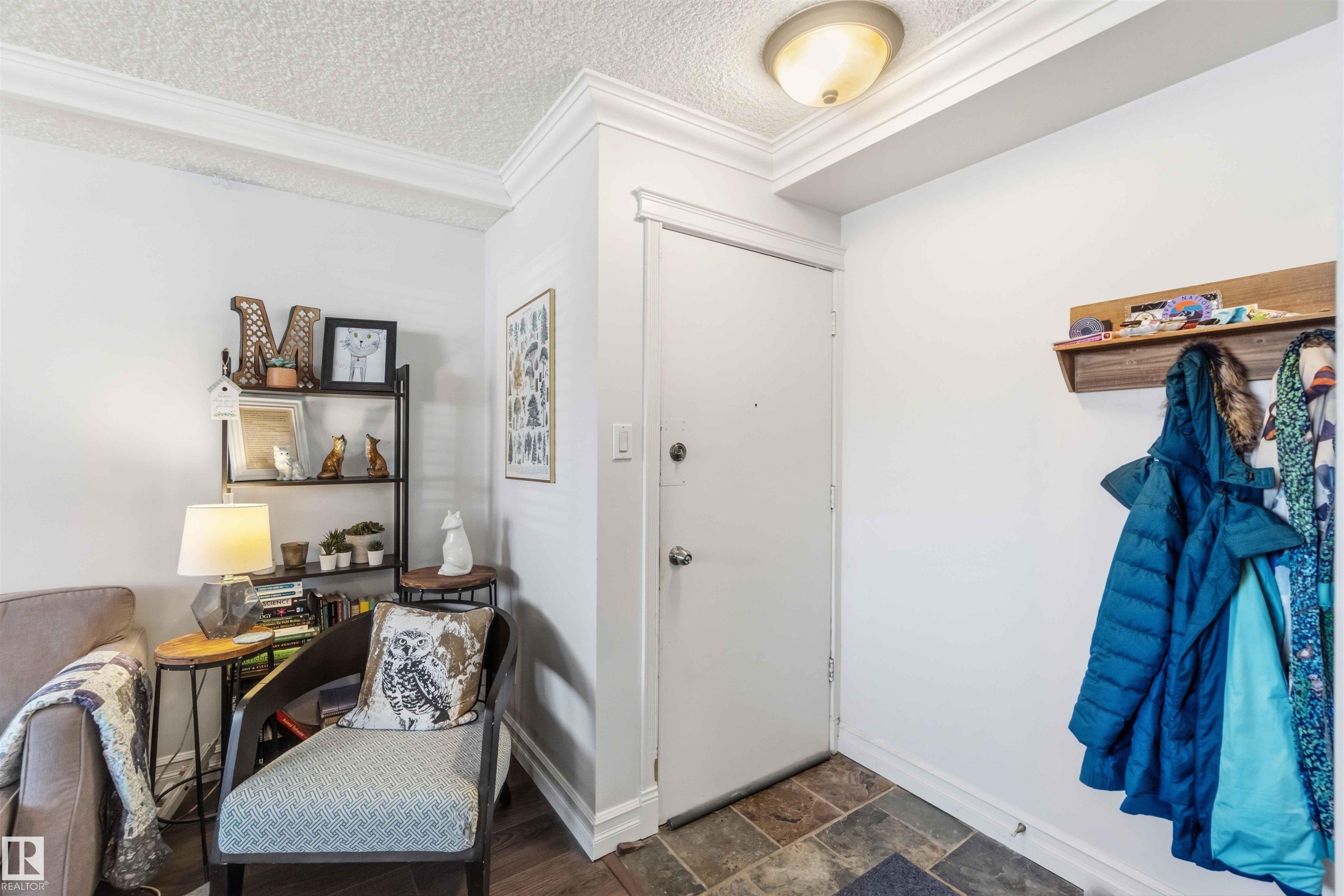 Photo 6 at 111 - 10225 117 Street NW, Wîhkwêntôwin, Edmonton