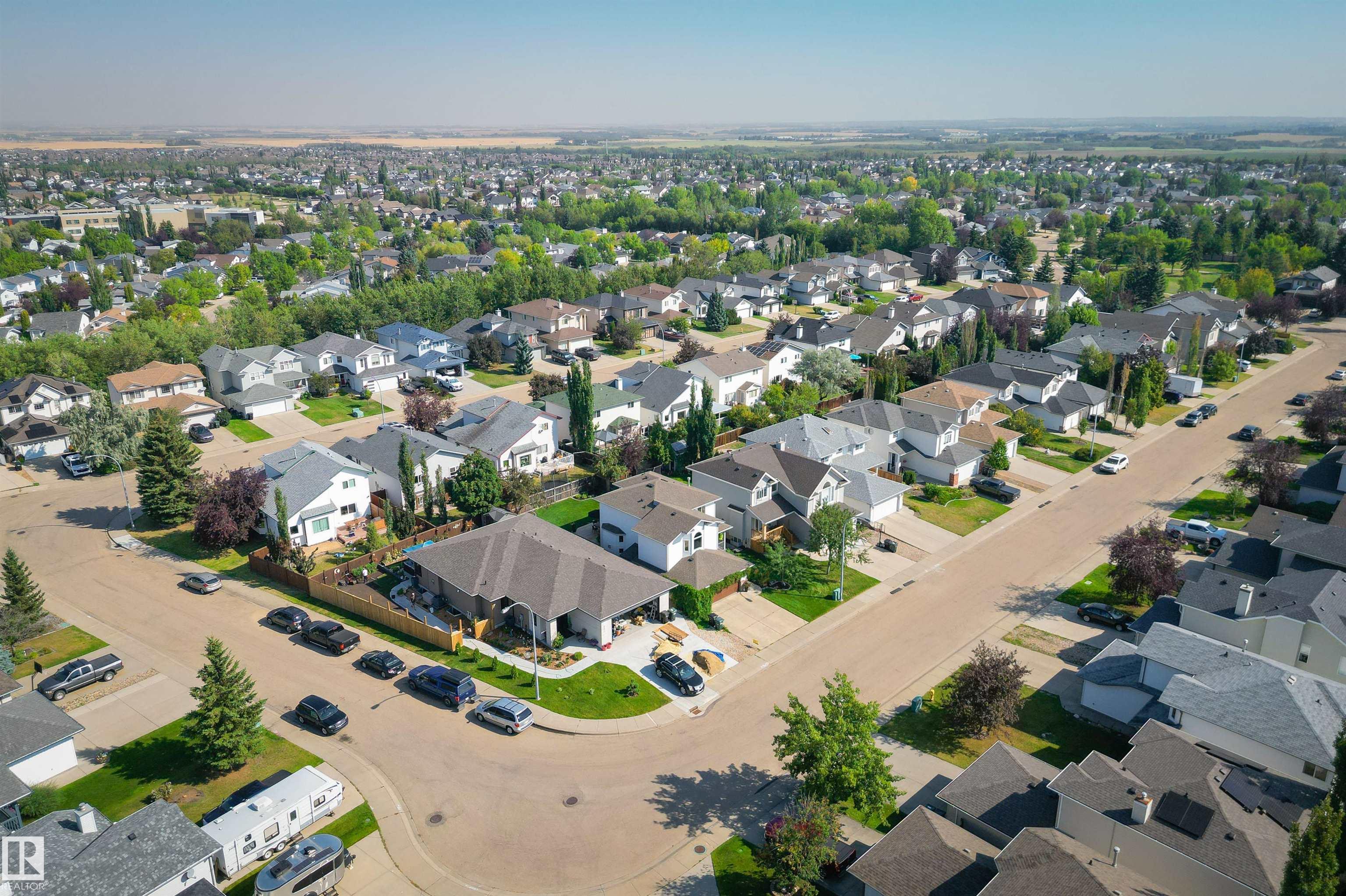 Photo 70 at 663 Meadowview Crescent, Clarkdale Meadows, Sherwood Park