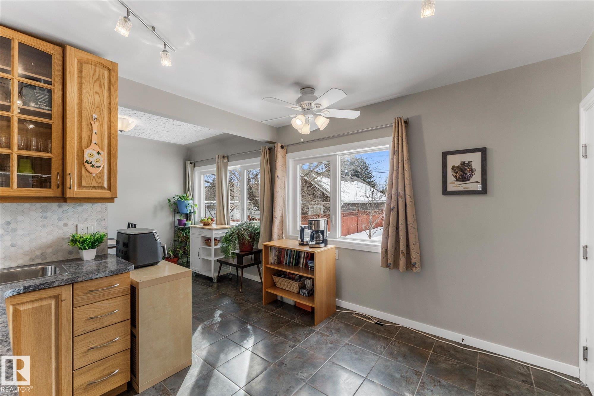 Photo 14 at 10920 132 Street NW, Westmount, Edmonton