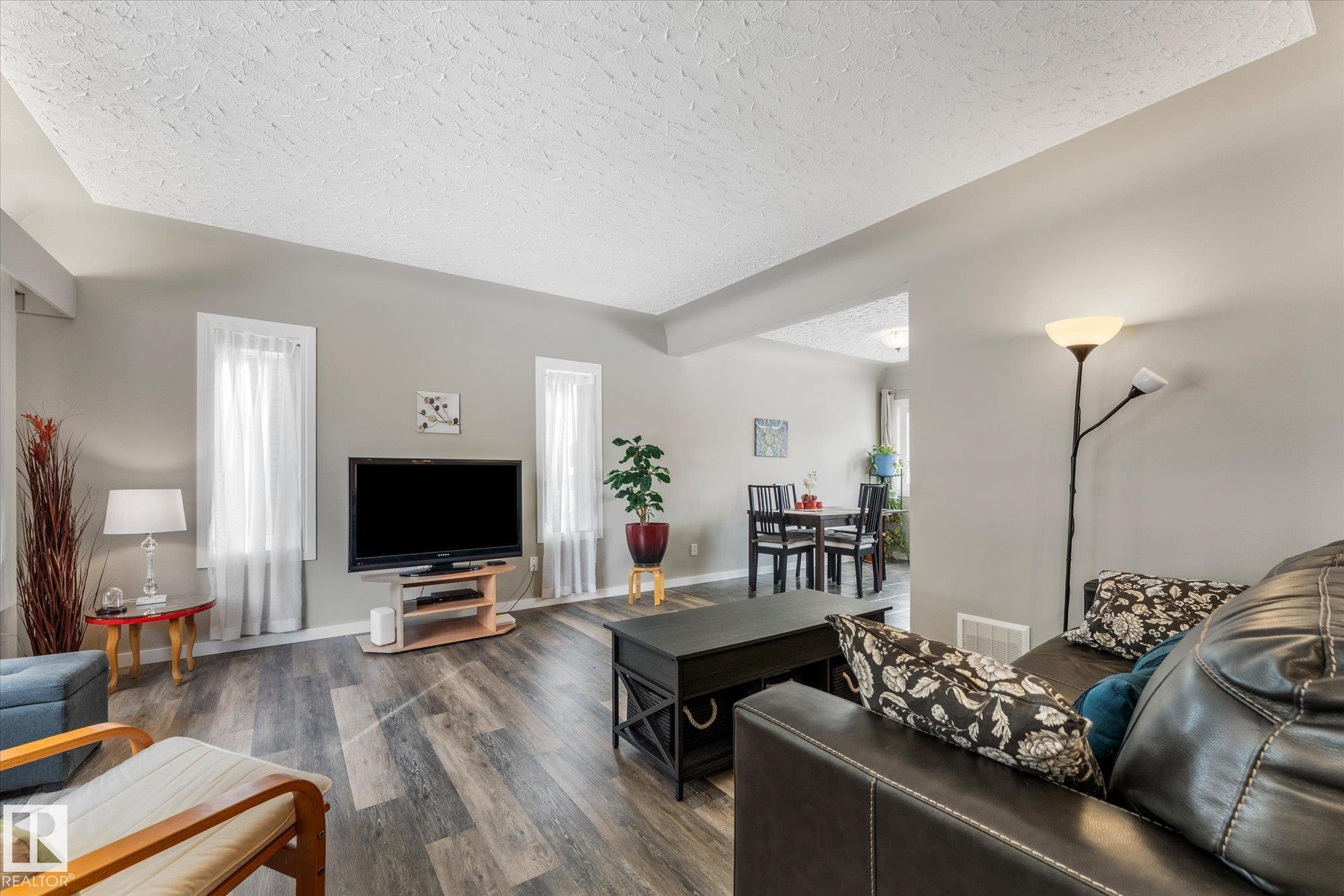 10920 132 Street NW, Westmount, Edmonton