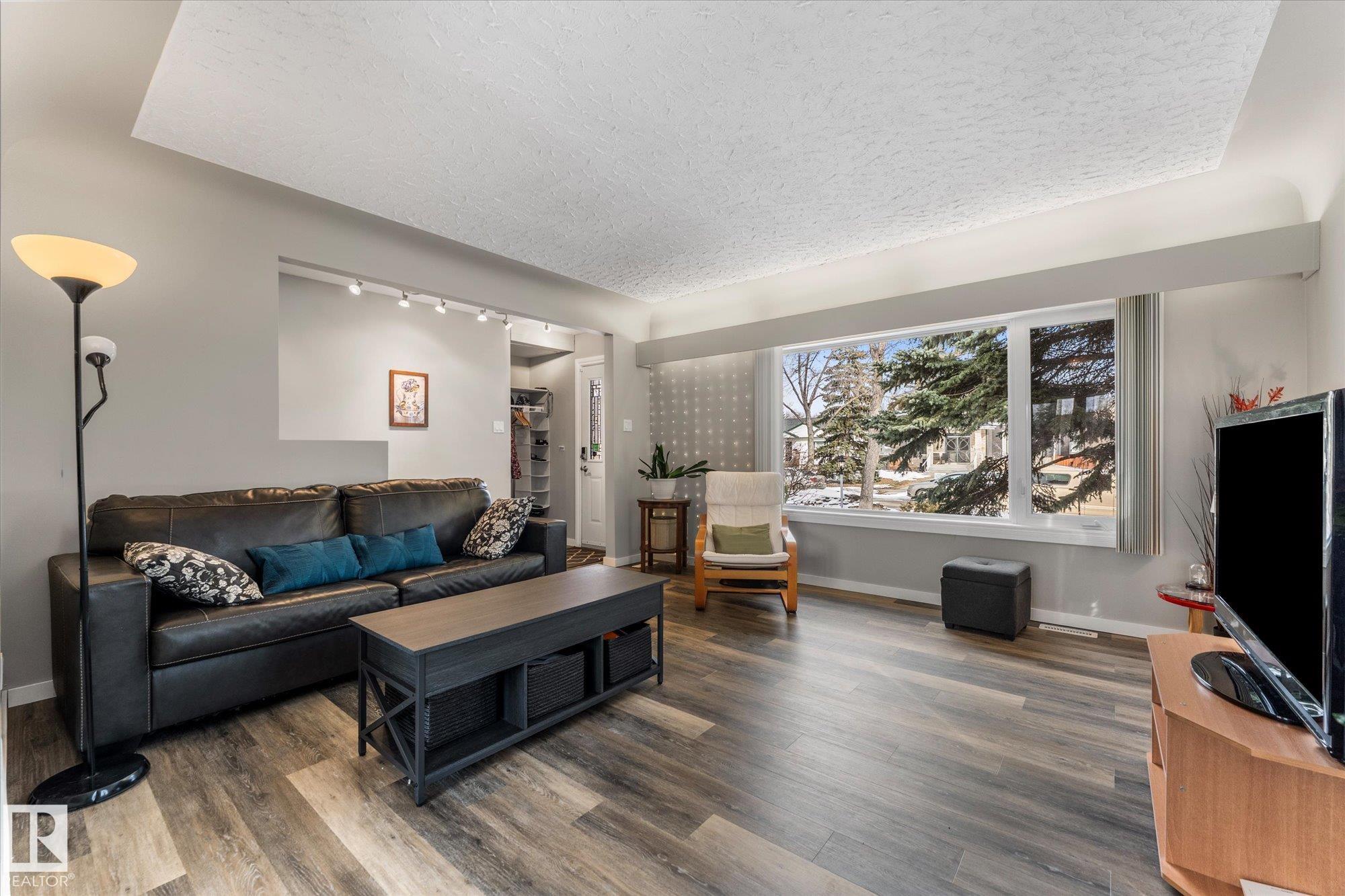 Photo 7 at 10920 132 Street NW, Westmount, Edmonton