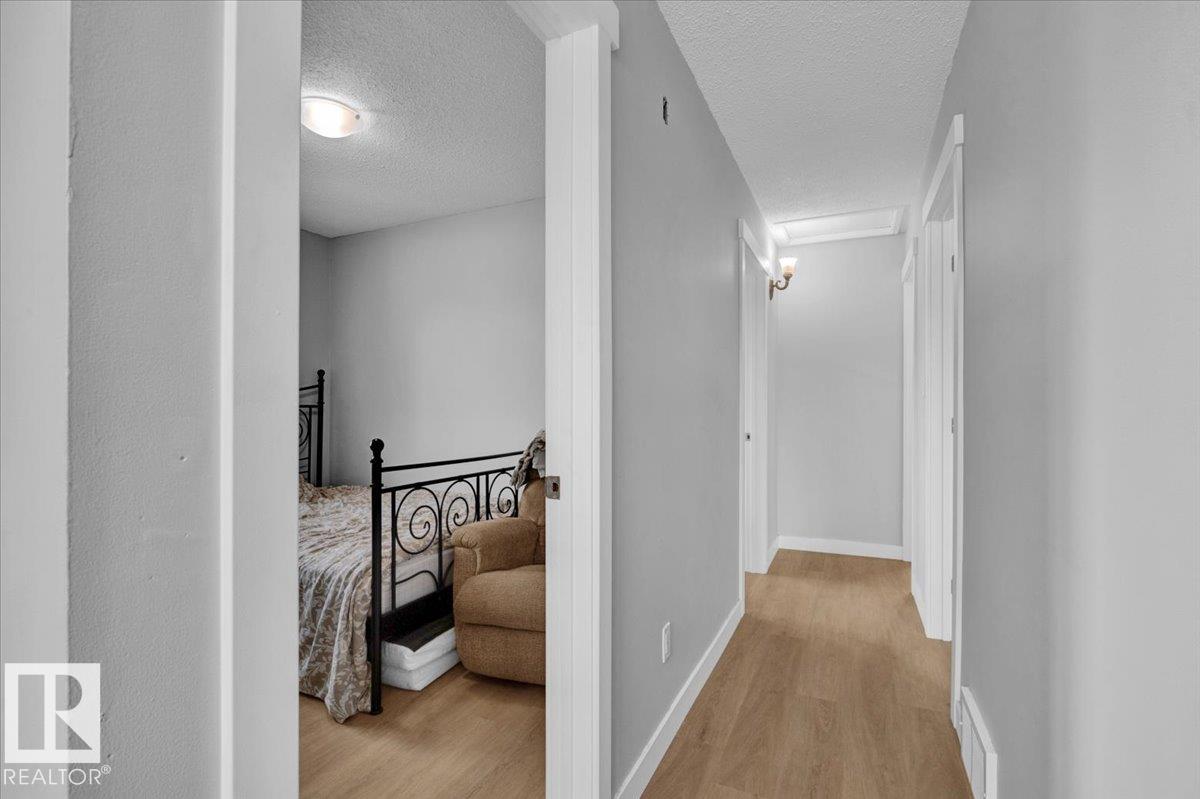 Photo 20 at 13225 47 Street NW, Sifton Park, Edmonton