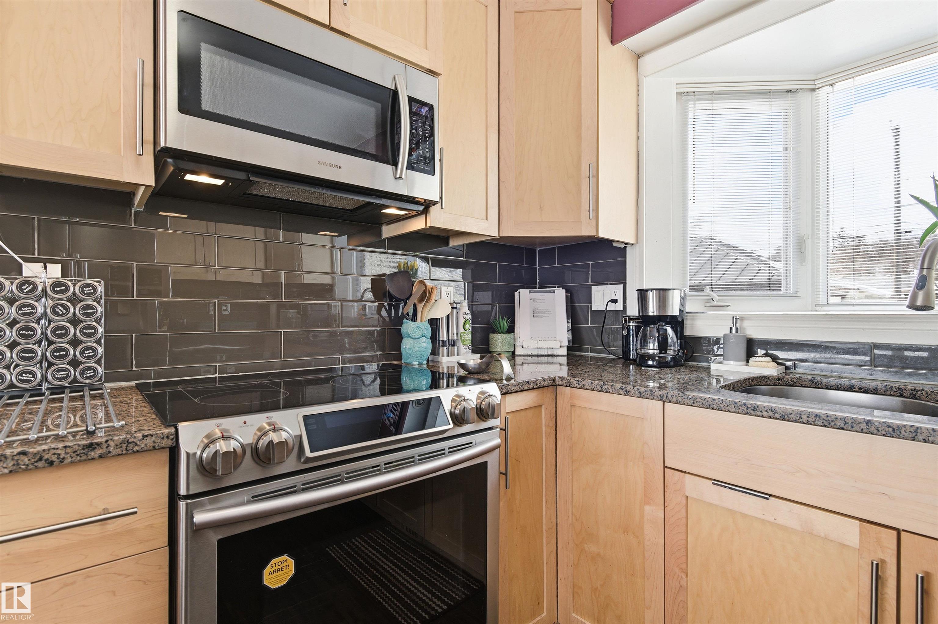 Photo 18 at 5328 105b Street NW, Pleasantview, Edmonton