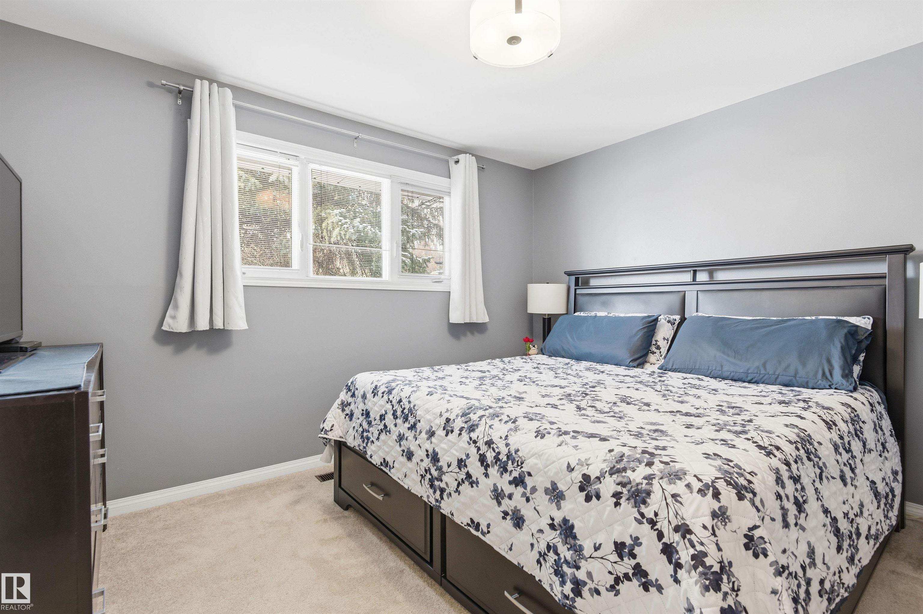 Photo 23 at 5328 105b Street NW, Pleasantview, Edmonton