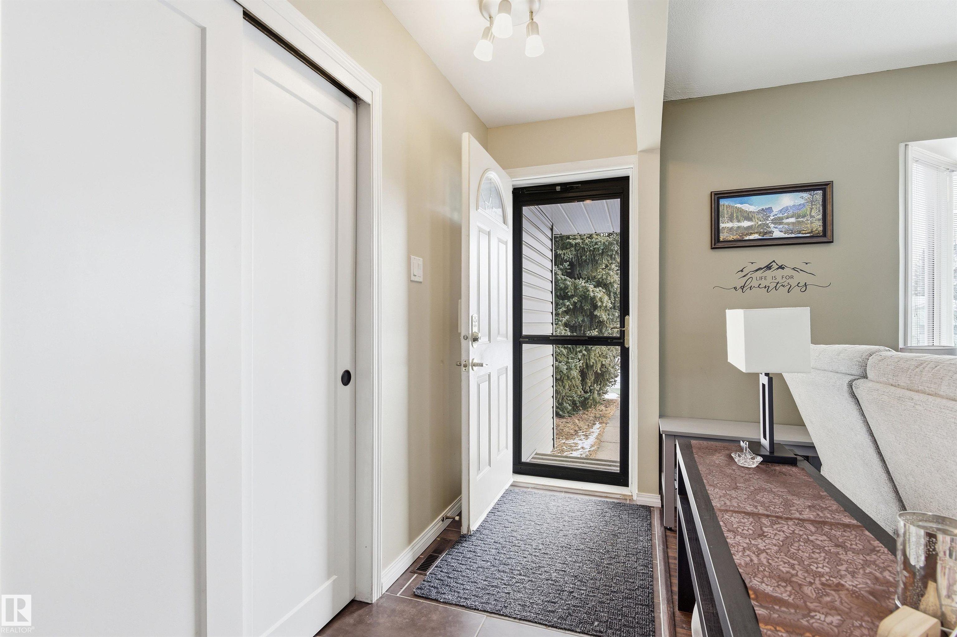 5328 105b Street NW, Pleasantview, Edmonton