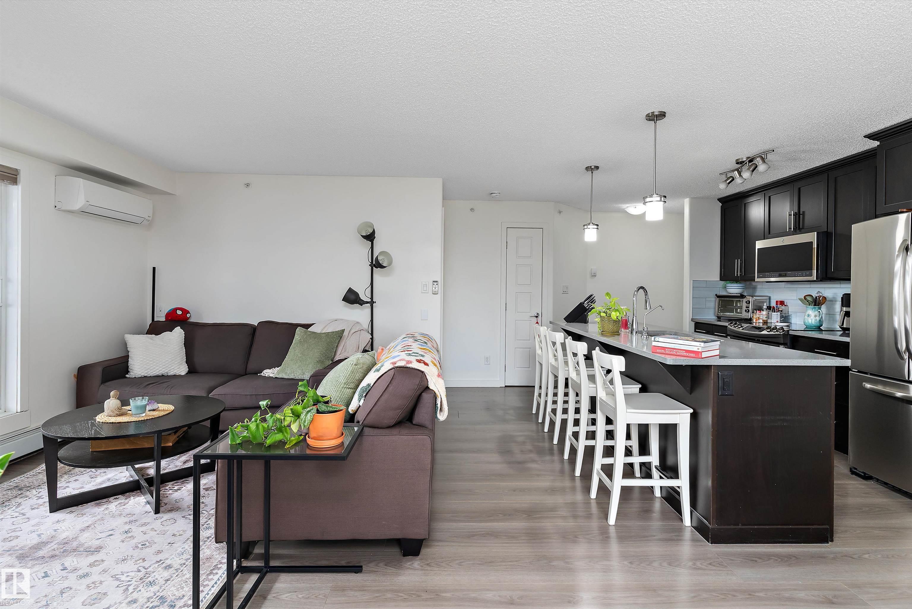 Photo 14 at 402 - 6084 Stanton Drive SW, Summerside, Edmonton