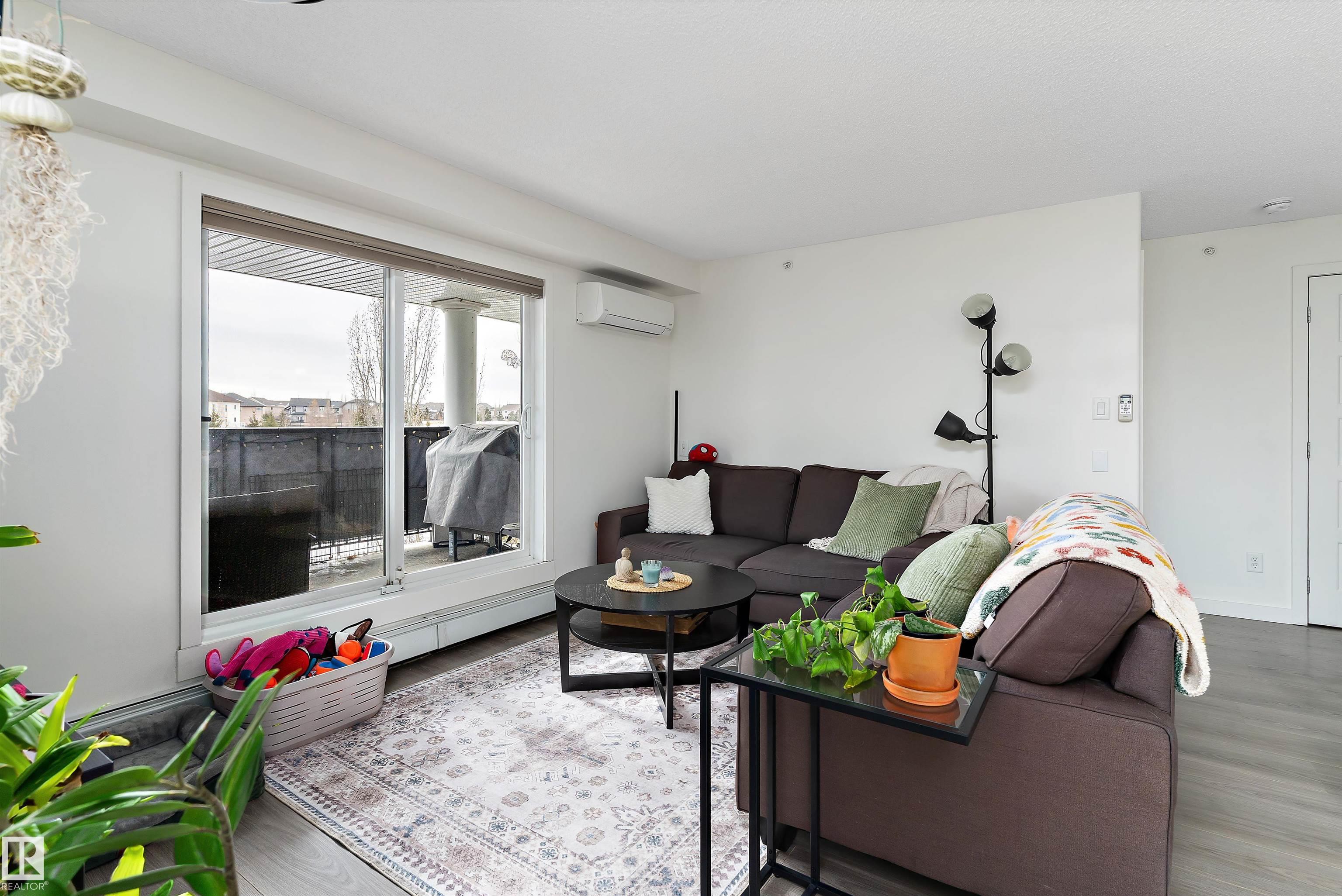 Photo 10 at 402 - 6084 Stanton Drive SW, Summerside, Edmonton