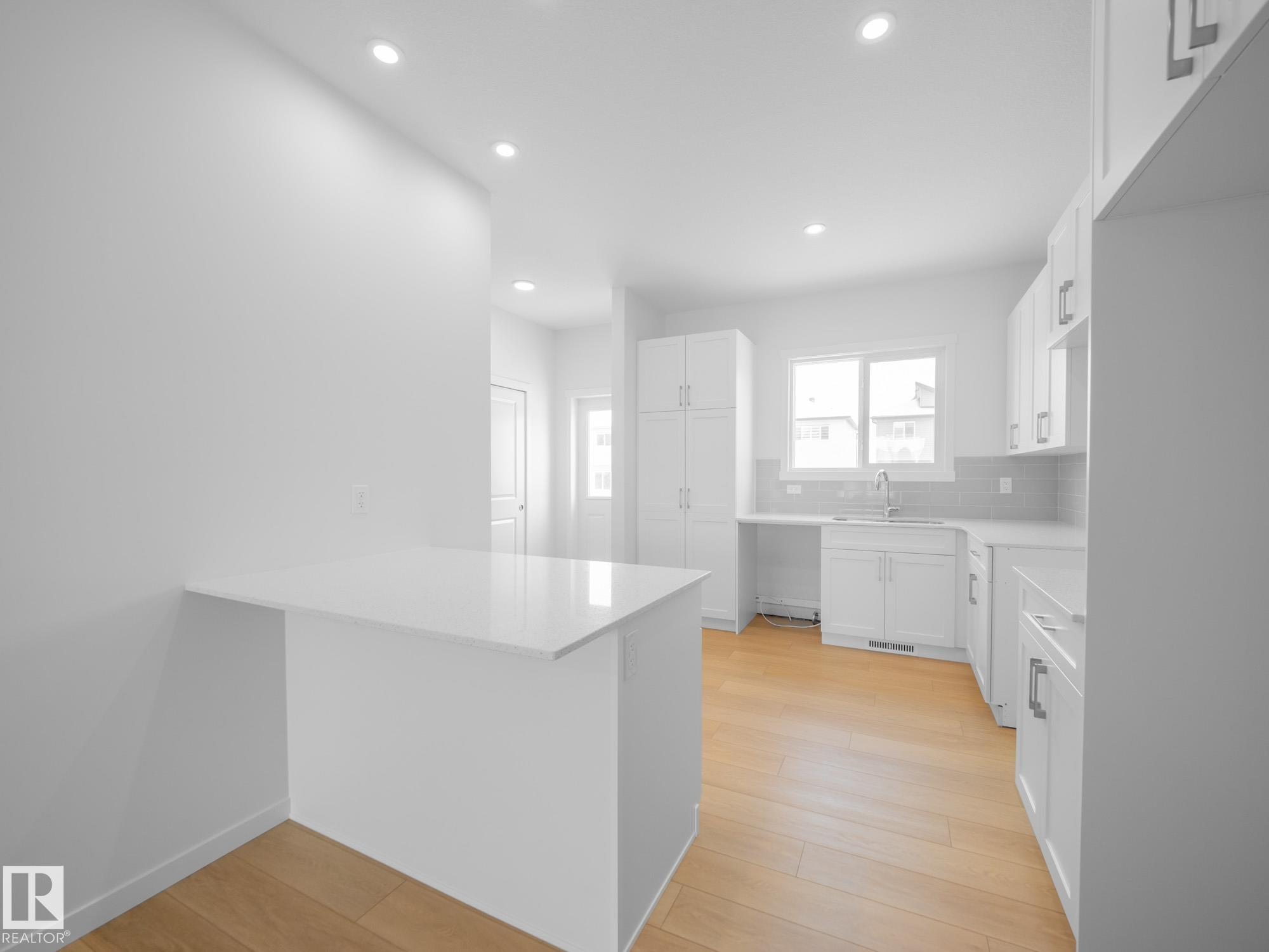 Photo 17 at 1032 14 Avenue NW, Aster, Edmonton