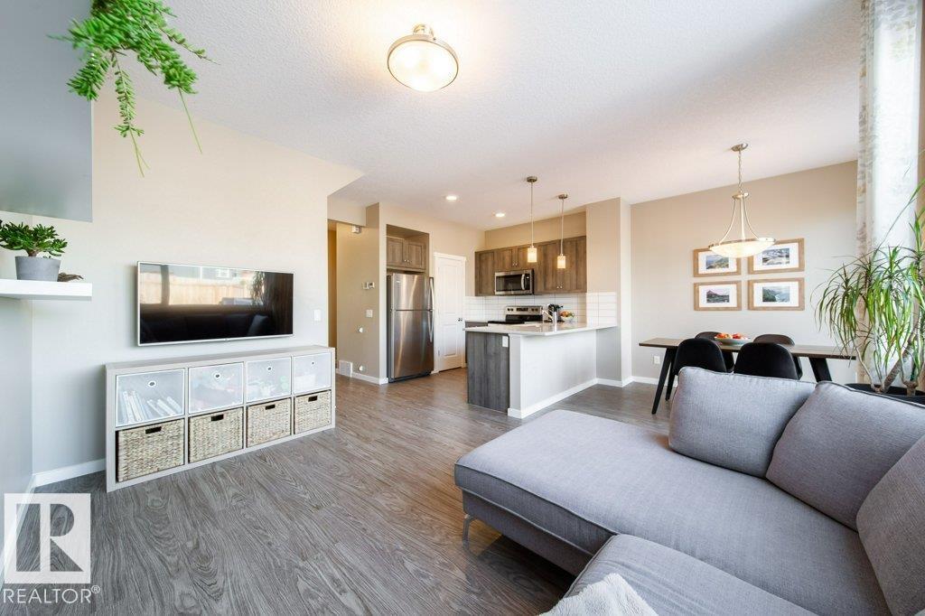 Photo 13 at 12816 205 Street NW, Trumpeter Area, Edmonton