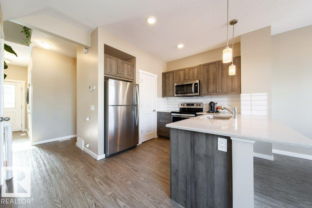 Photo 7 at 12816 205 Street NW, Trumpeter Area, Edmonton