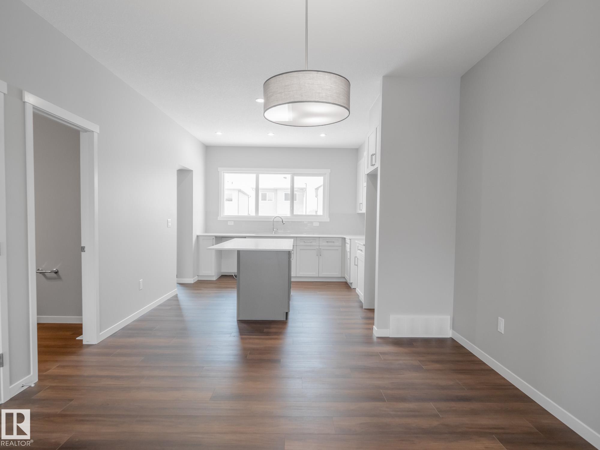 Photo 11 at 1040 14 Avenue NW, Aster, Edmonton