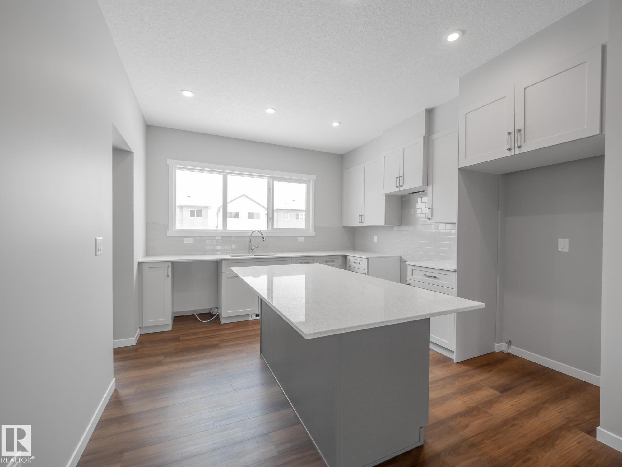 Photo 13 at 1040 14 Avenue NW, Aster, Edmonton