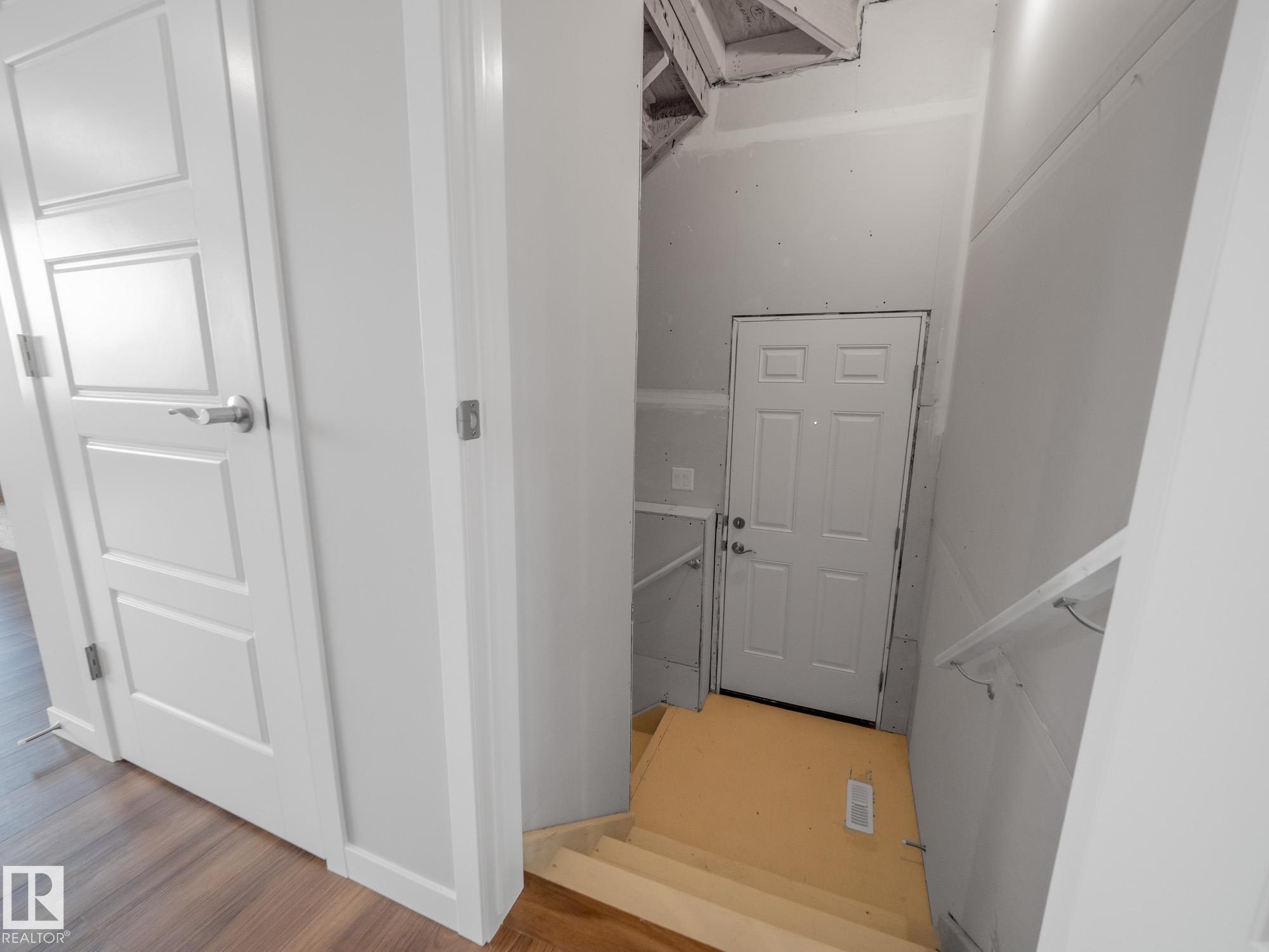 Photo 19 at 1040 14 Avenue NW, Aster, Edmonton