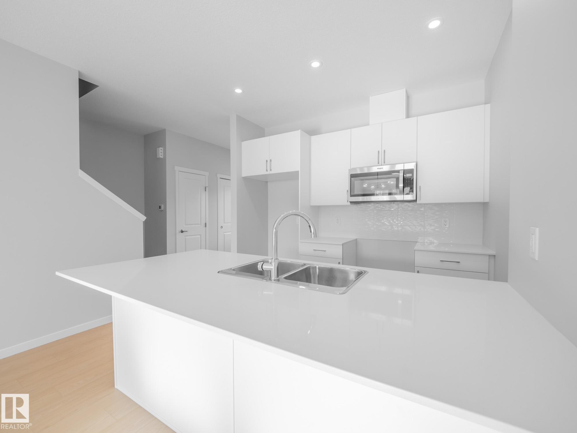 Photo 17 at 7230 Rosenthal Drive NW, Rosenthal, Edmonton