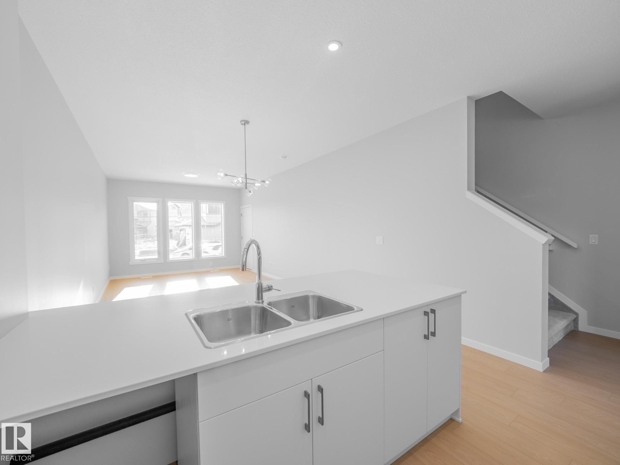 Photo 18 at 7230 Rosenthal Drive NW, Rosenthal, Edmonton