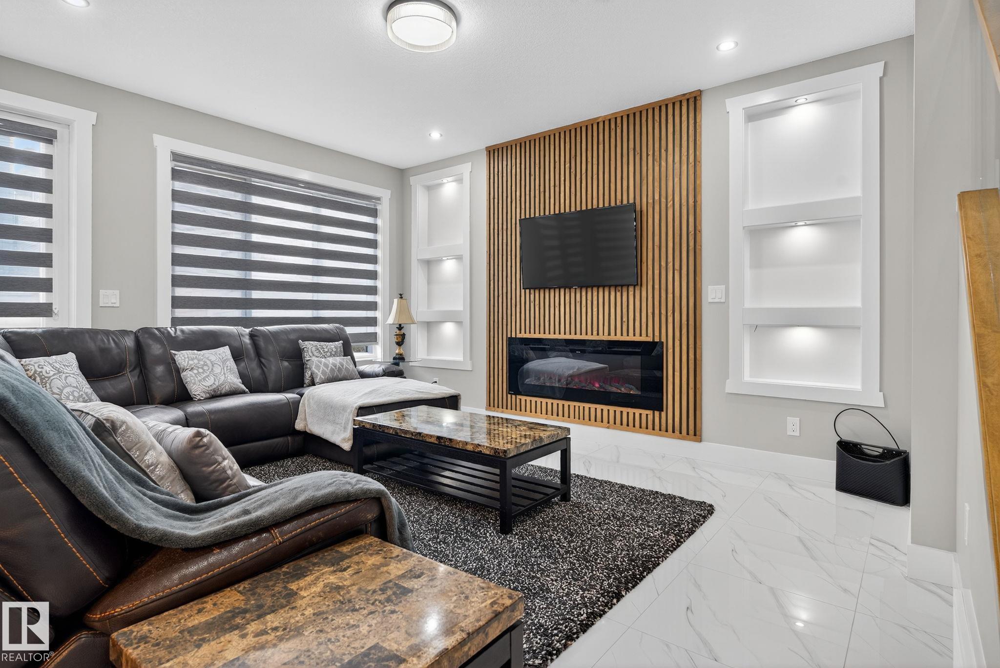 Photo 16 at 1815 17 Avenue NW, Laurel, Edmonton