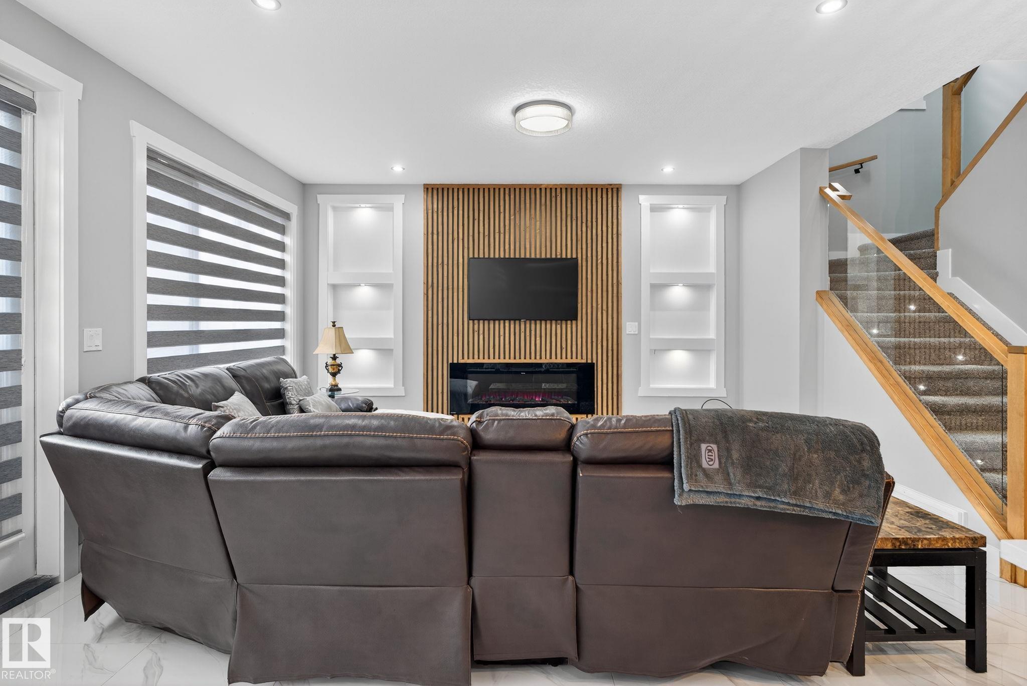 Photo 17 at 1815 17 Avenue NW, Laurel, Edmonton