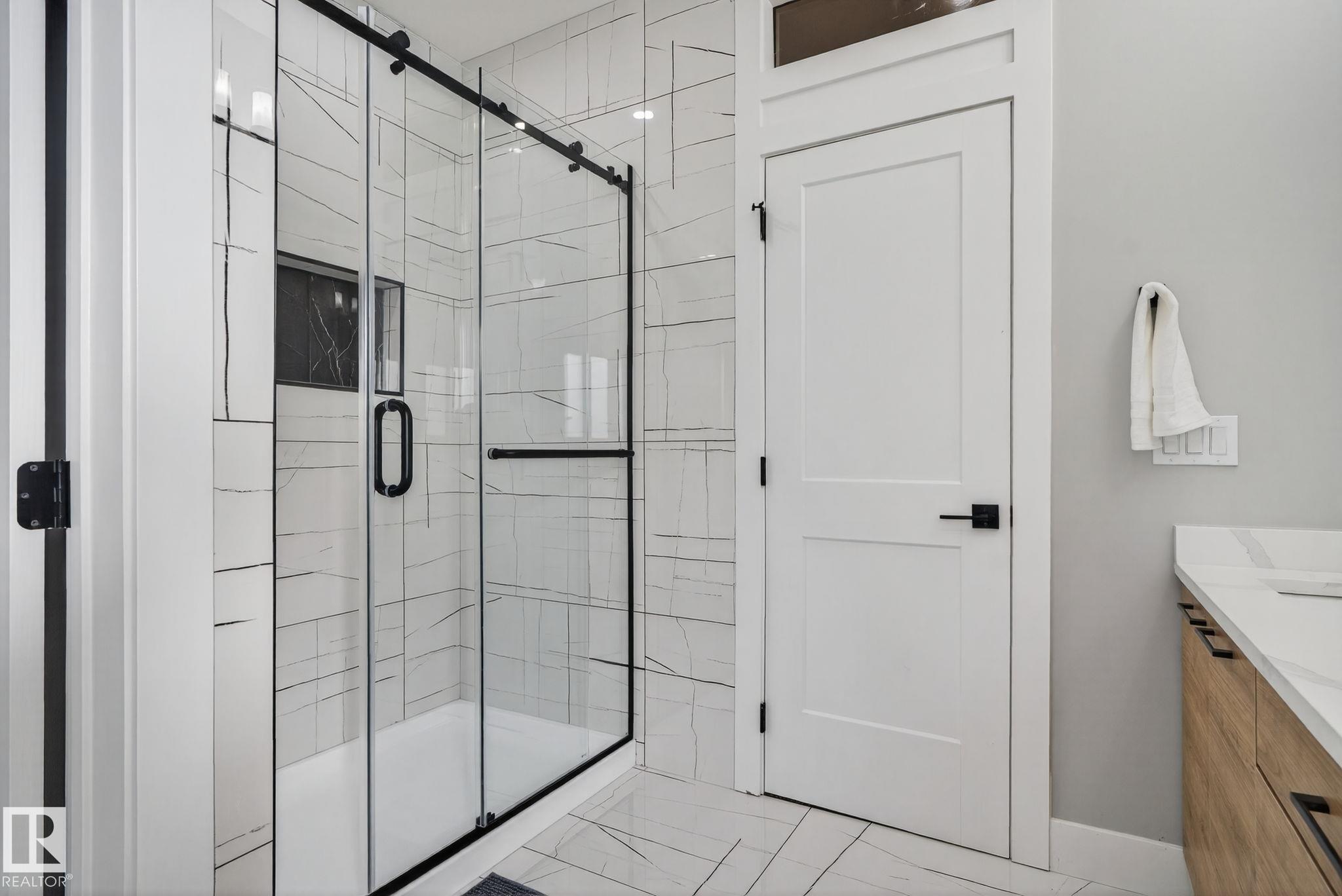 Photo 33 at 1815 17 Avenue NW, Laurel, Edmonton