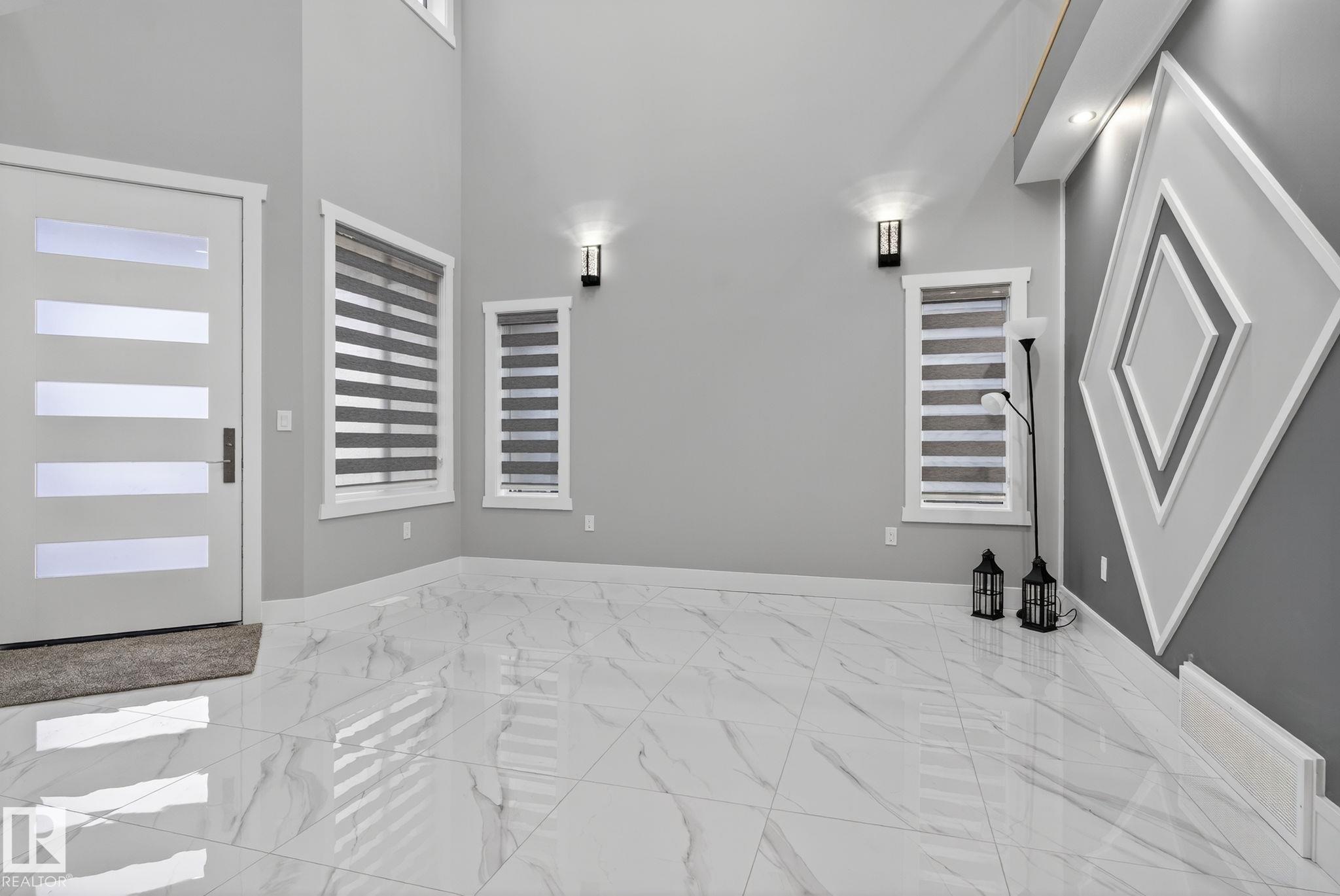 1815 17 Avenue NW, Laurel, Edmonton