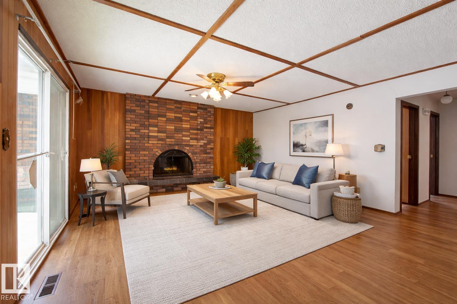 Photo 18 at 10619 35 Avenue NW, Duggan, Edmonton