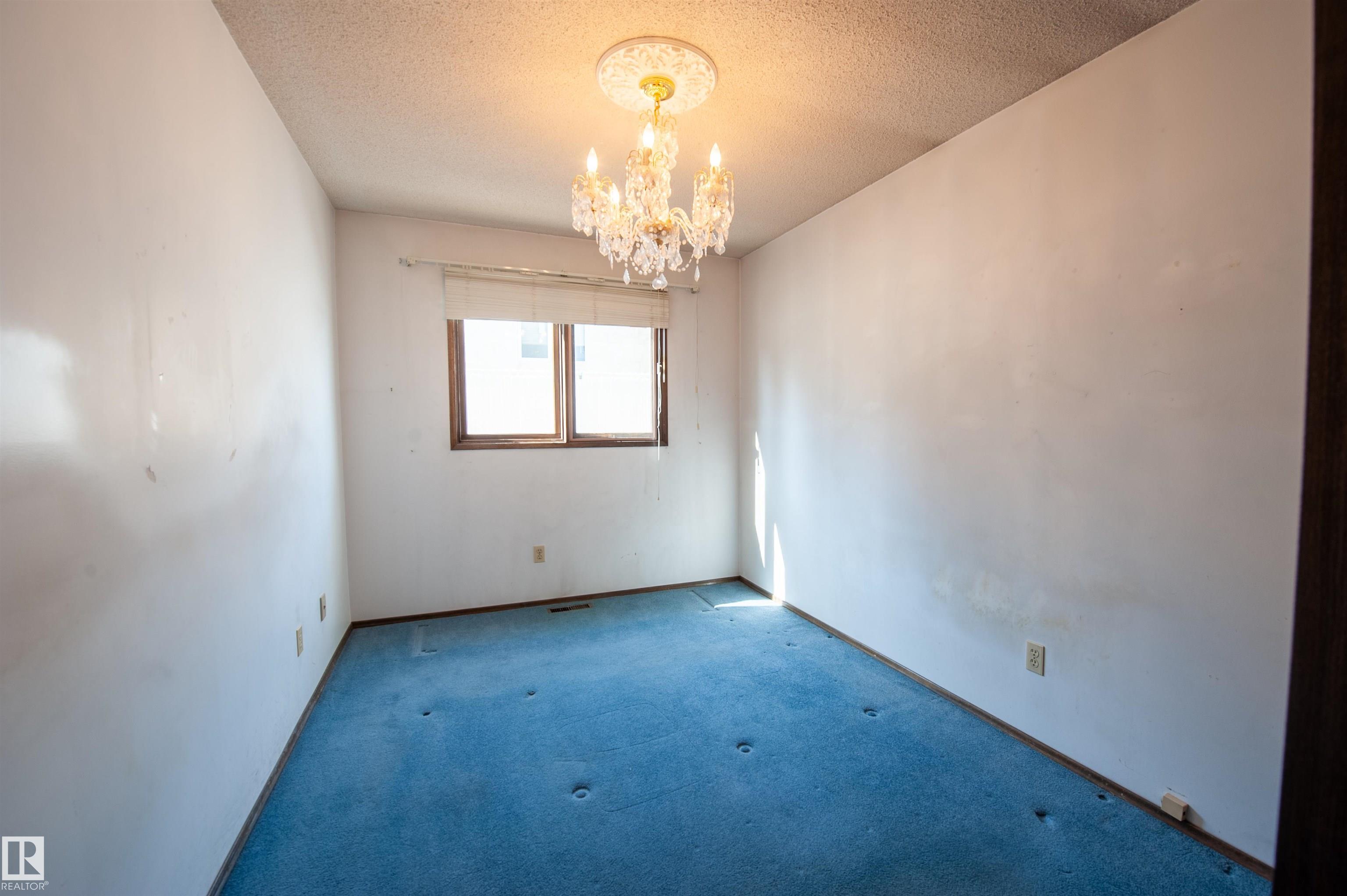 Photo 22 at 10619 35 Avenue NW, Duggan, Edmonton