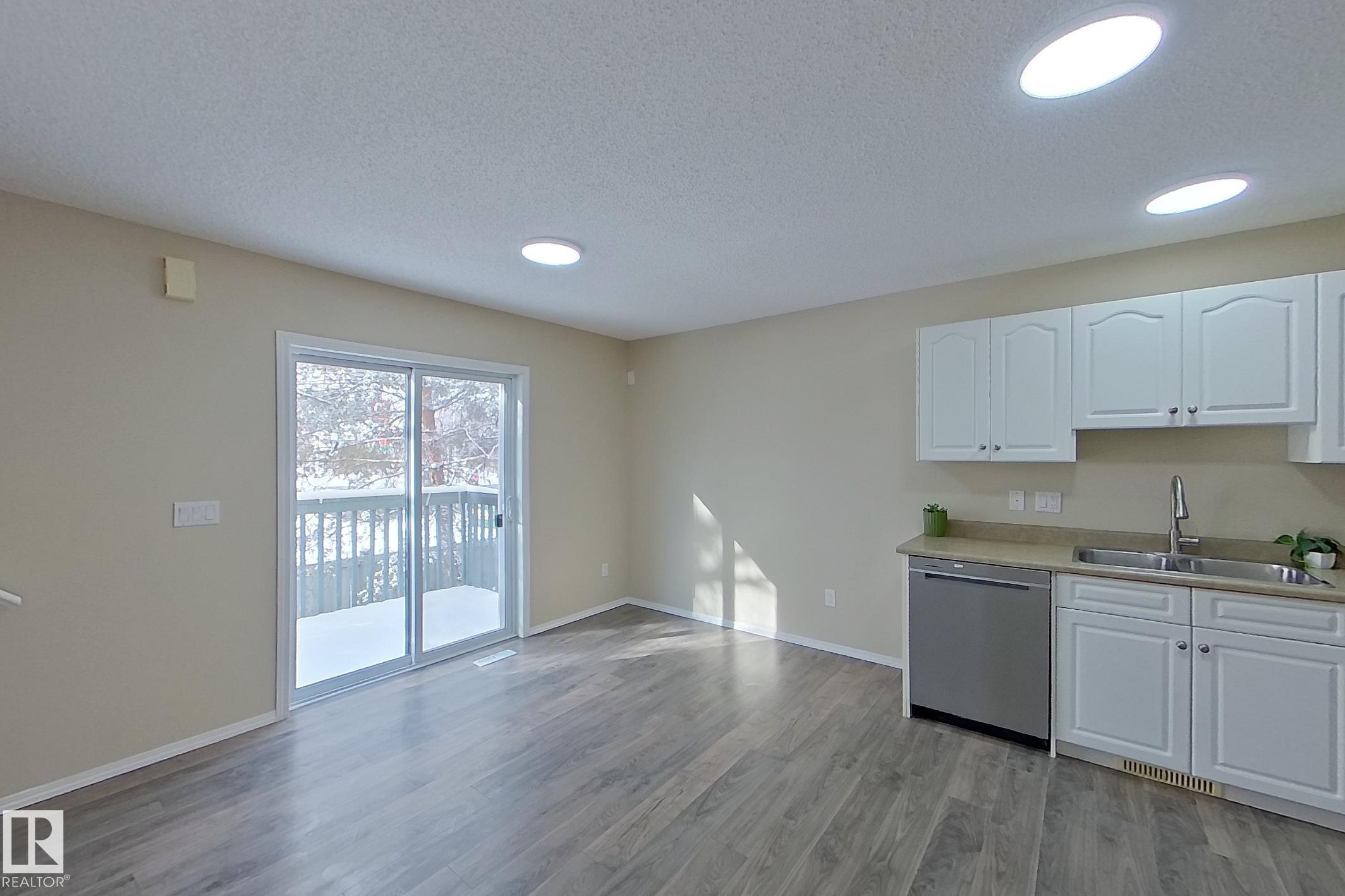 Photo 10 at 3 - 16777 91 Street NW, Klarvatten, Edmonton