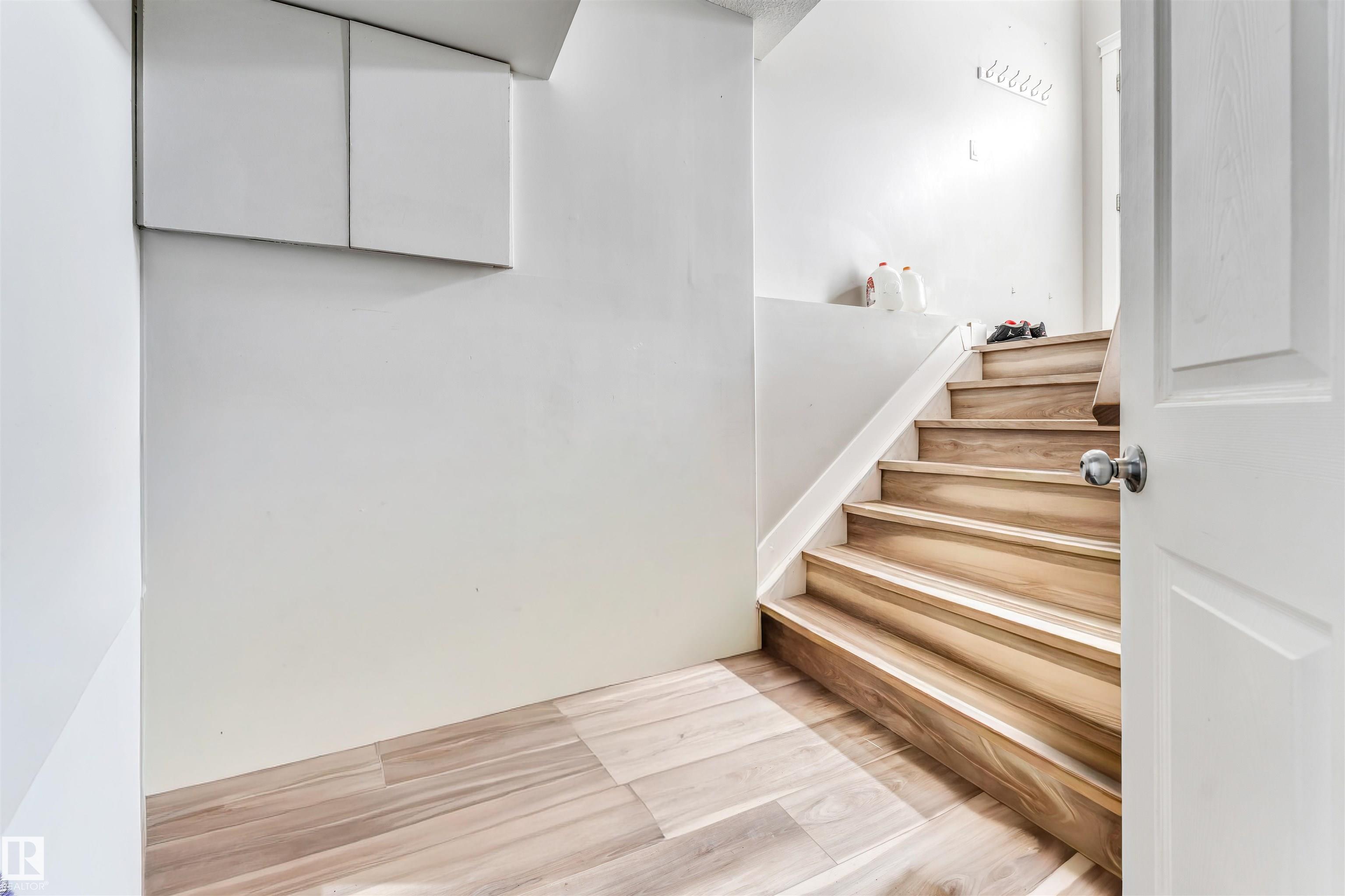 Photo 27 at 3228 18 Street NW, Silver Berry, Edmonton